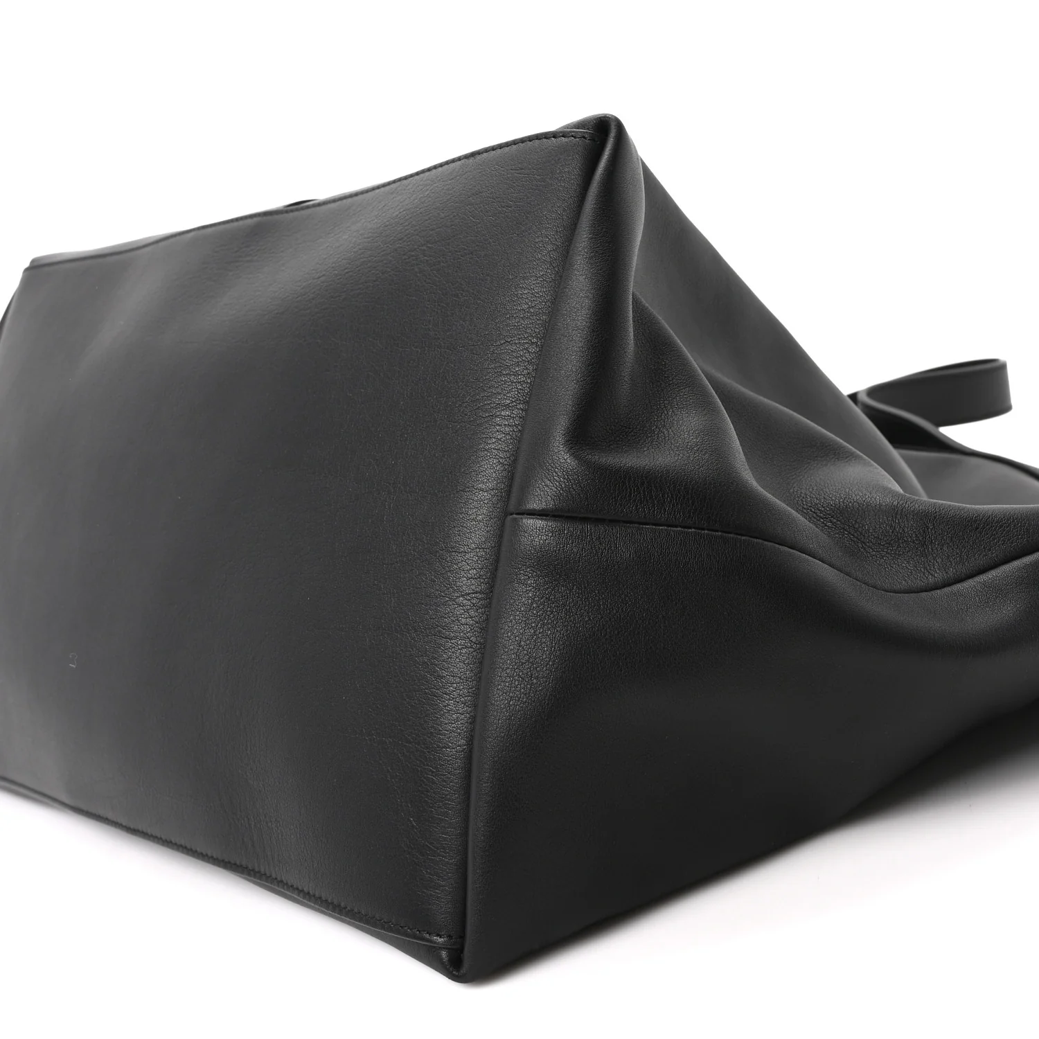 Calfskin Y Tote Black