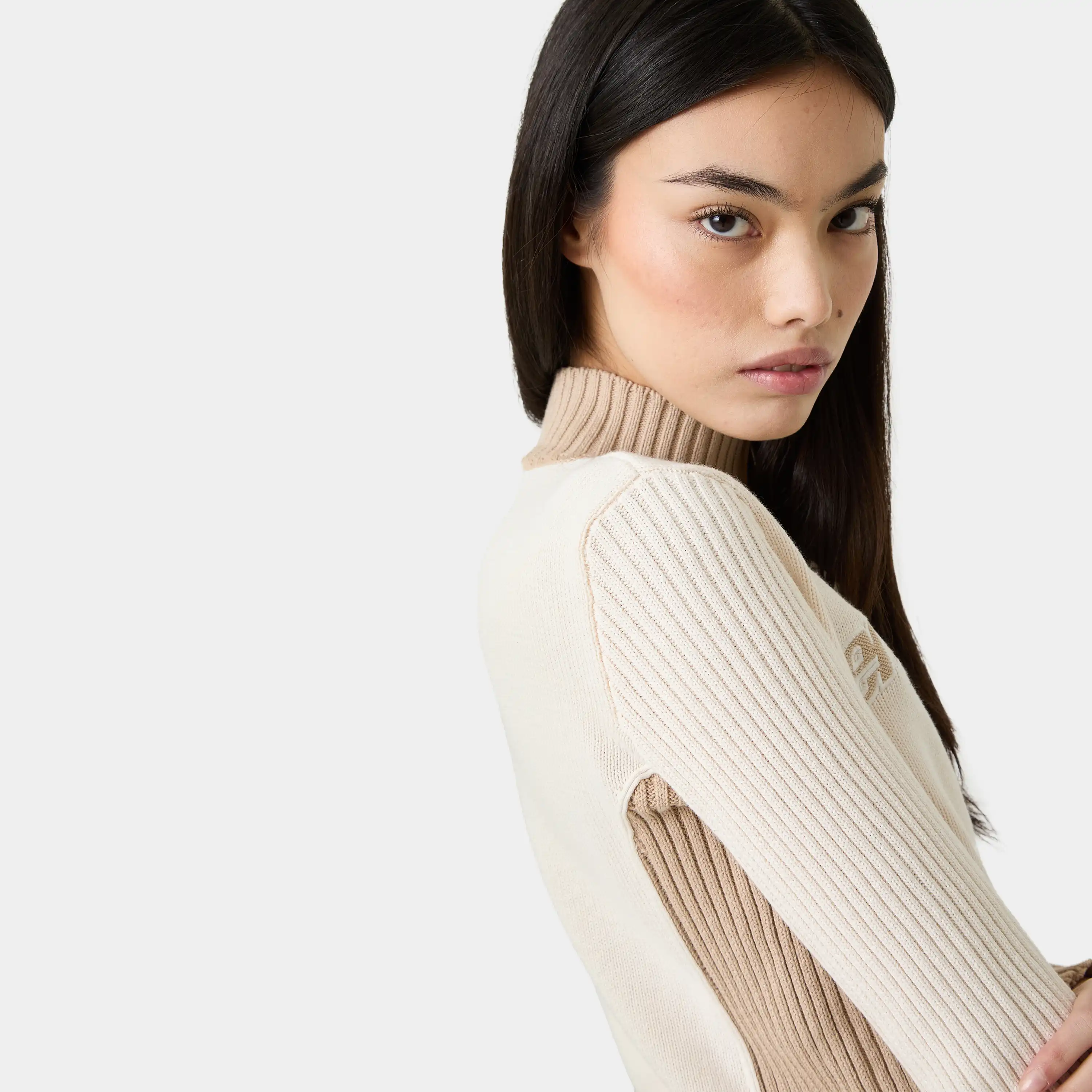 Betty Off Sand Zipper Knit