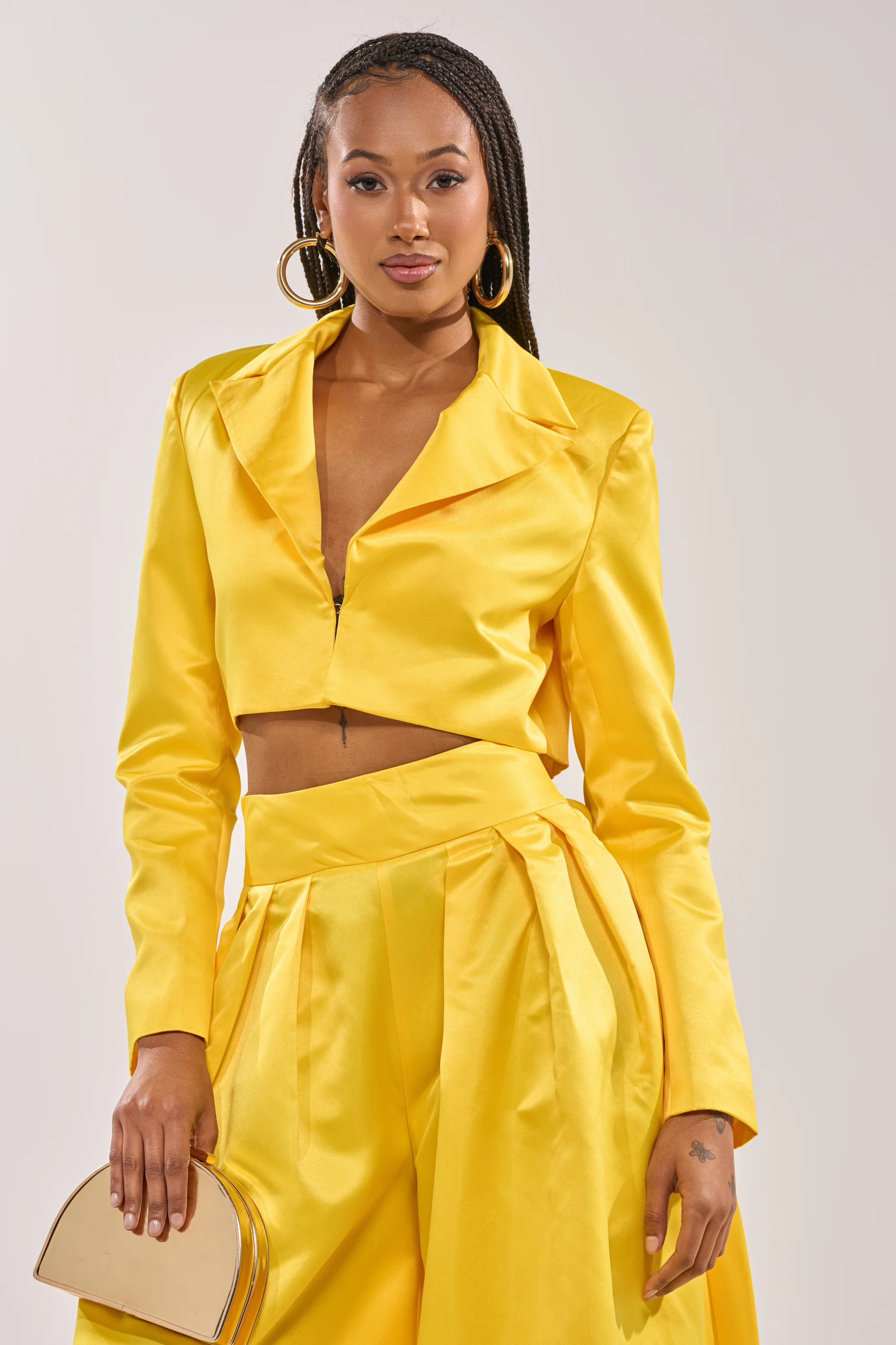 BLOOMING CROP SATIN BLAZER - Akira Store
