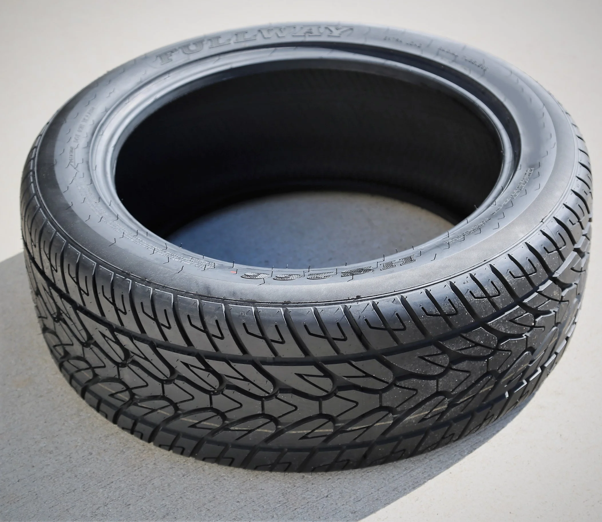 HS266 285/50R20 116H XL Performance a/s All Season Tire - Image 3