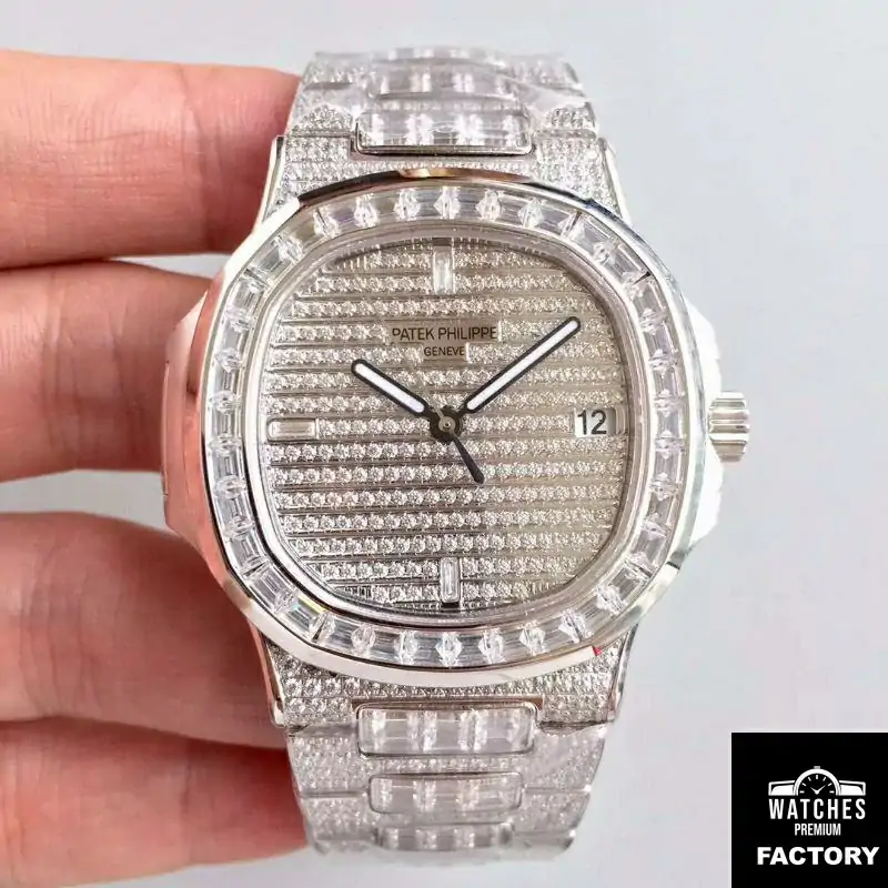 Patek Philippe Nautilus Jumbo 5719 / 1G-001 Diamonds Dial