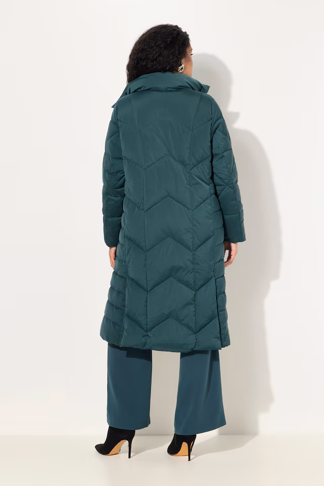 Zigzag Quilted Water Repellent Coat