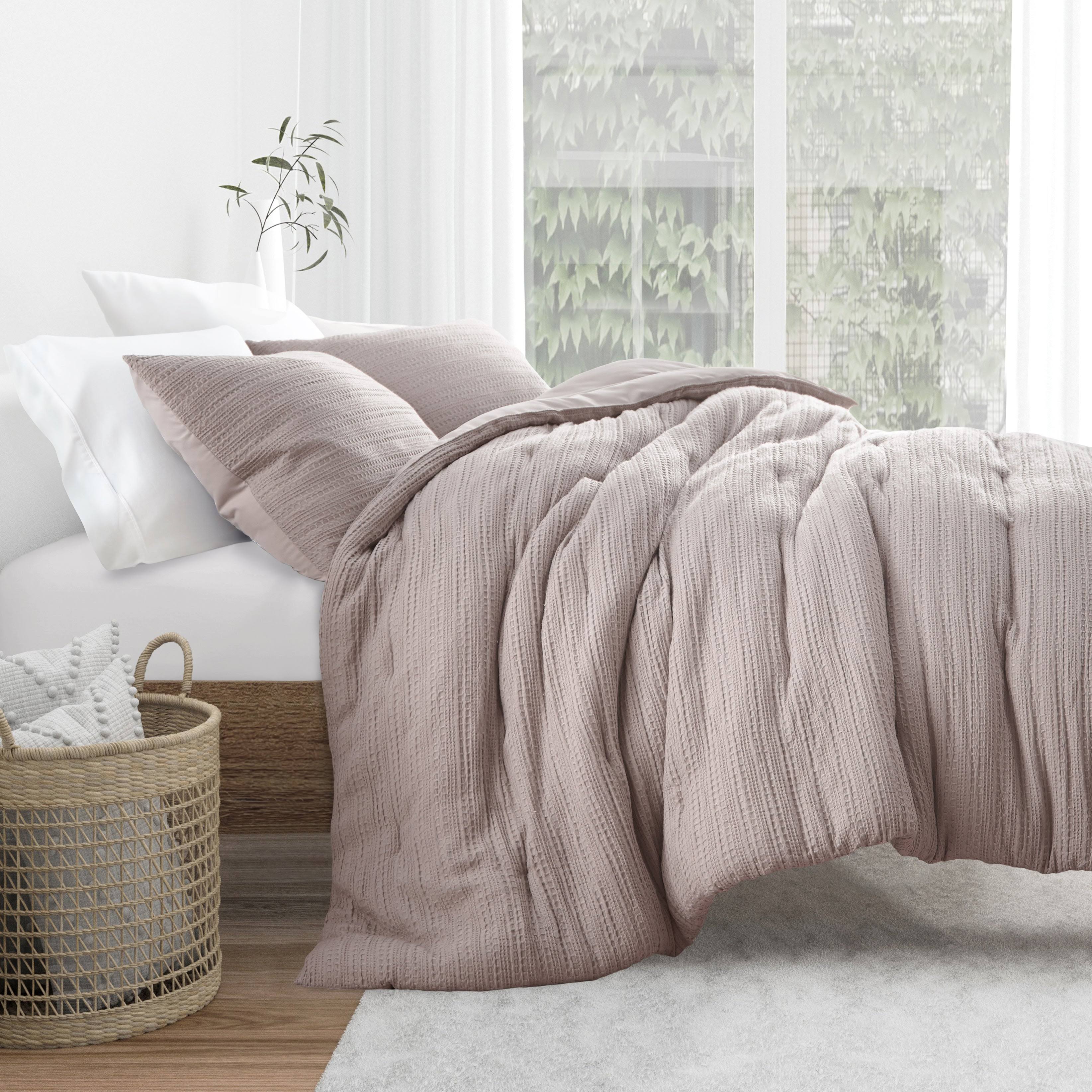 ienjoy Home Waffle Textured 3 Piece Comforter Set All Season Down-Alternative Ultra Soft Bedding - Mauve - King