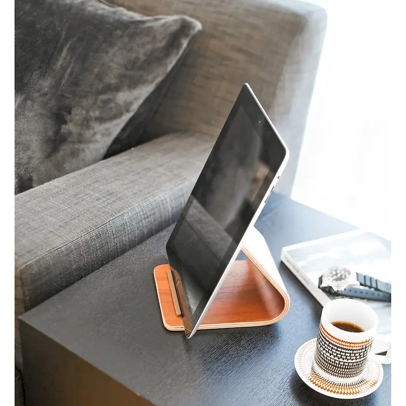 Wooden Tablet Stand – L 5.51 x W 4.72 x H 4.53