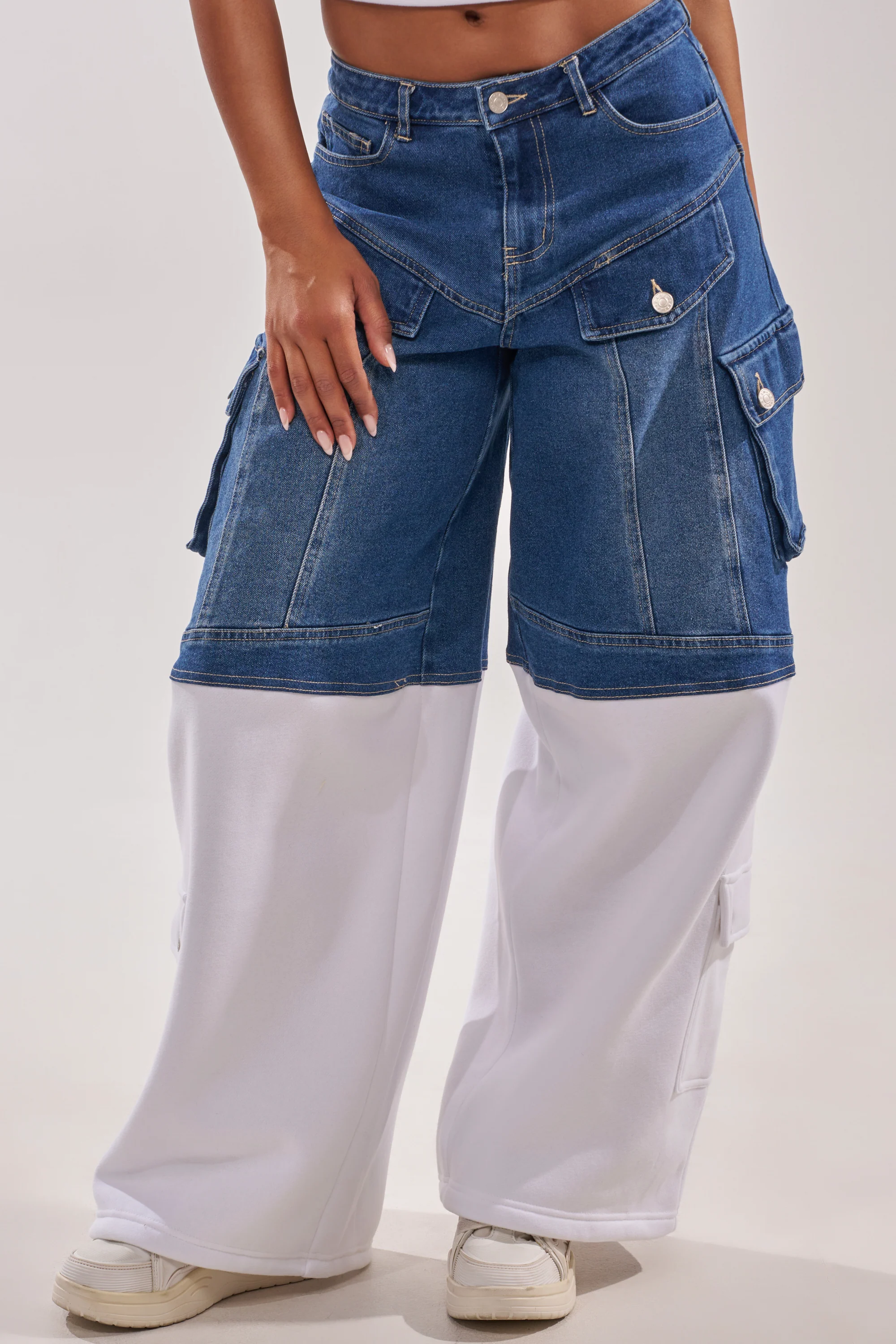 THIS IS EVERYTHING YOU SEE RELAXED DENIM - Akira Store