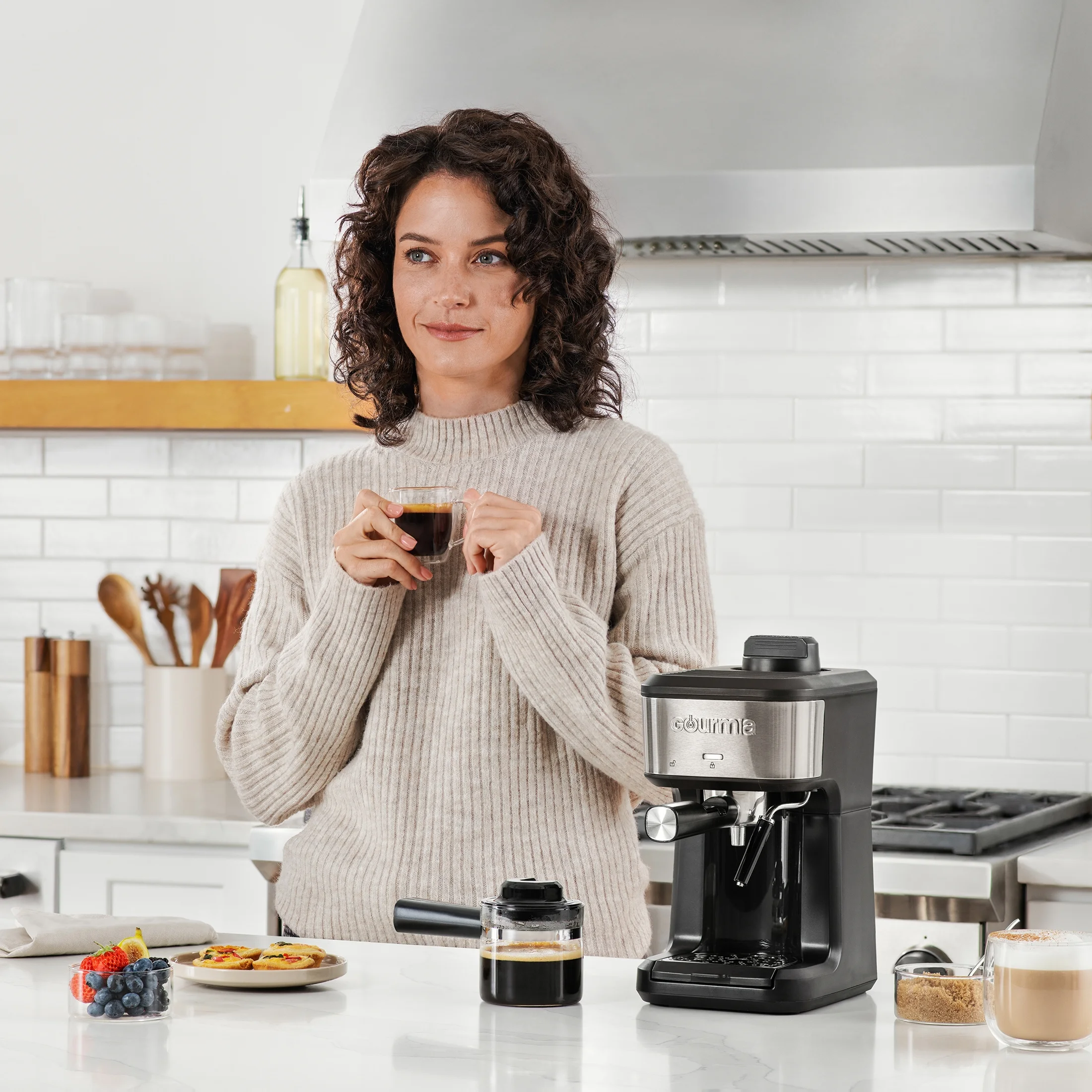 4-Shot Steam Espresso, Cappuccino, and Latte Maker with Frothing Wand, Black, New - Image 5