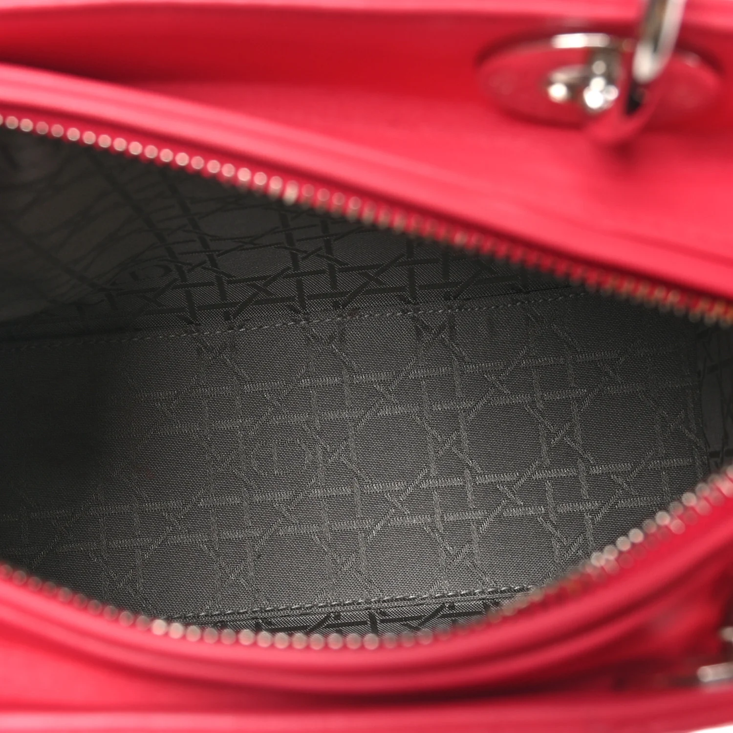 Lambskin Cannage Medium Lady Dior Fuchsia