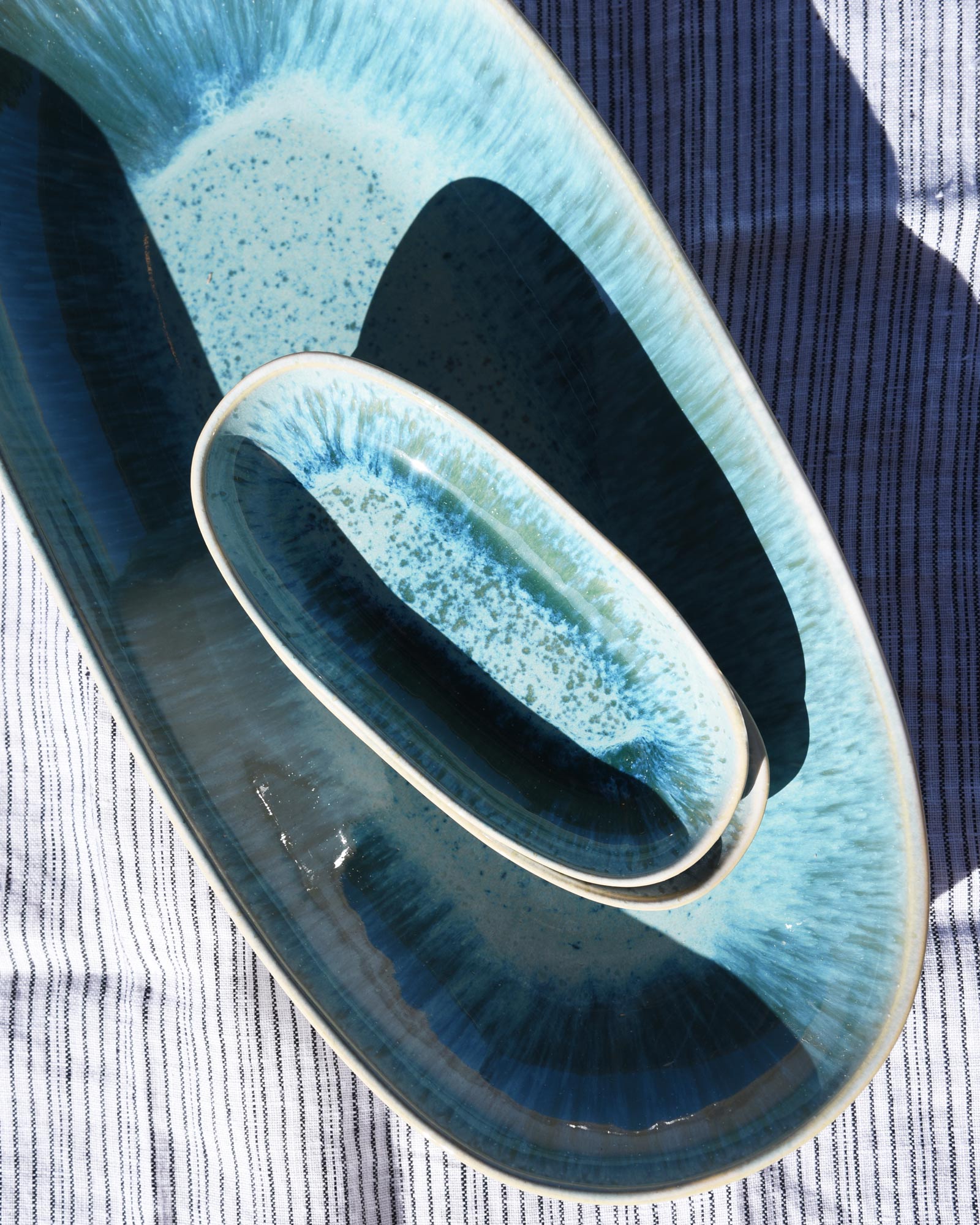 AREIA - SERVING PLATTER L AQUA