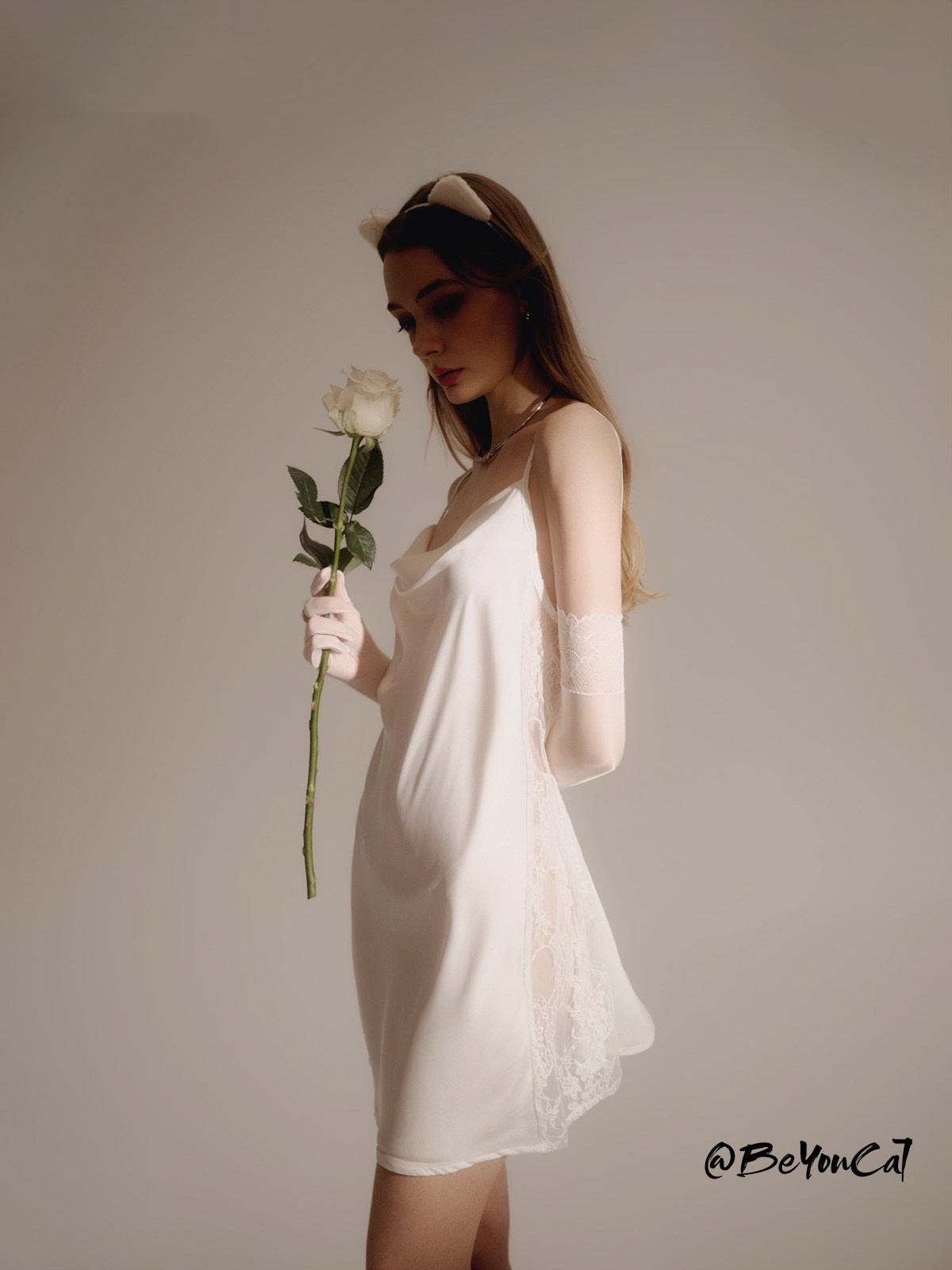 Bu You Cat: Sheer, Sexy, Slimming Lace Spaghetti-Strap Nightgown
