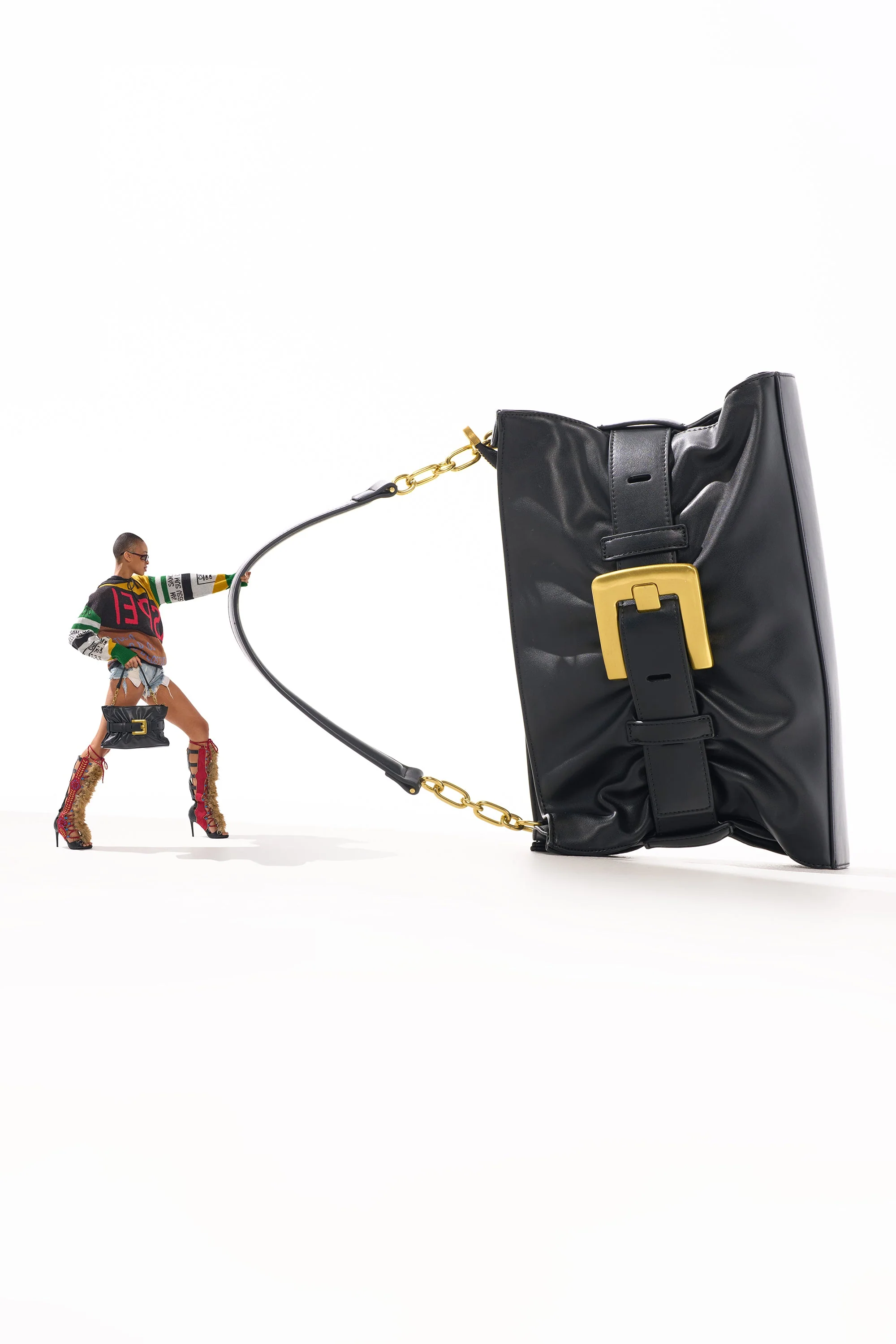 OVERSEAS BUCKLE CLUTCH - Akira Store