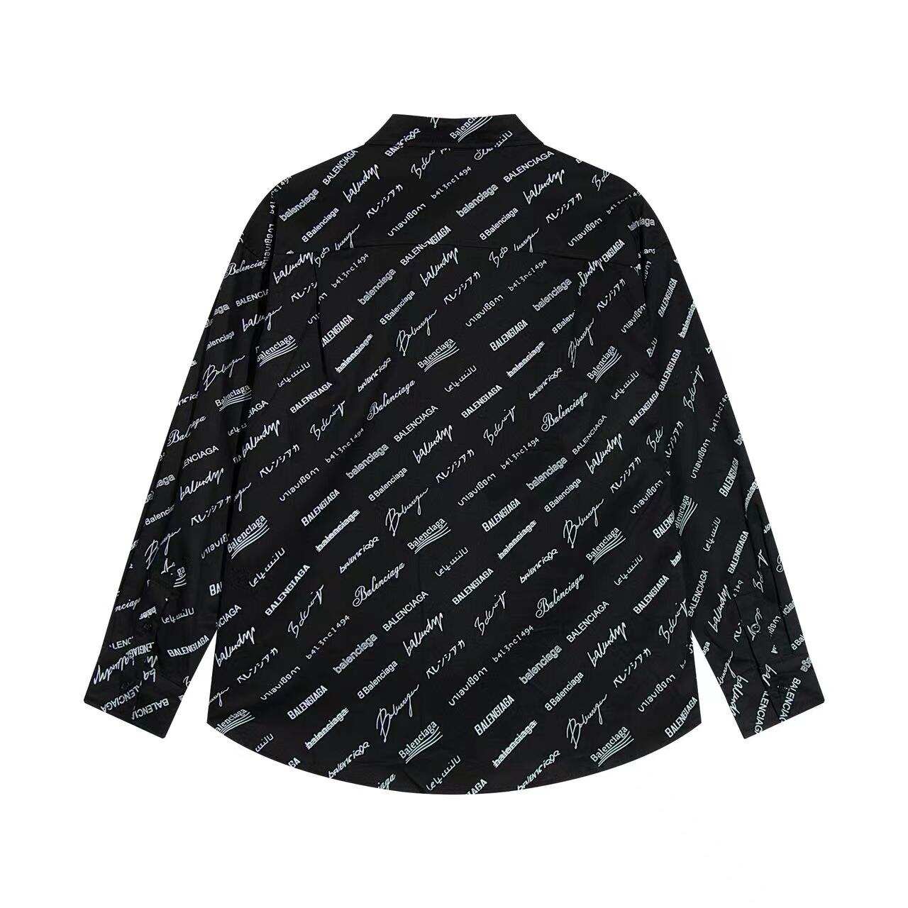 【Balenciaga 旗艦店】ご好評に付き再入荷！！