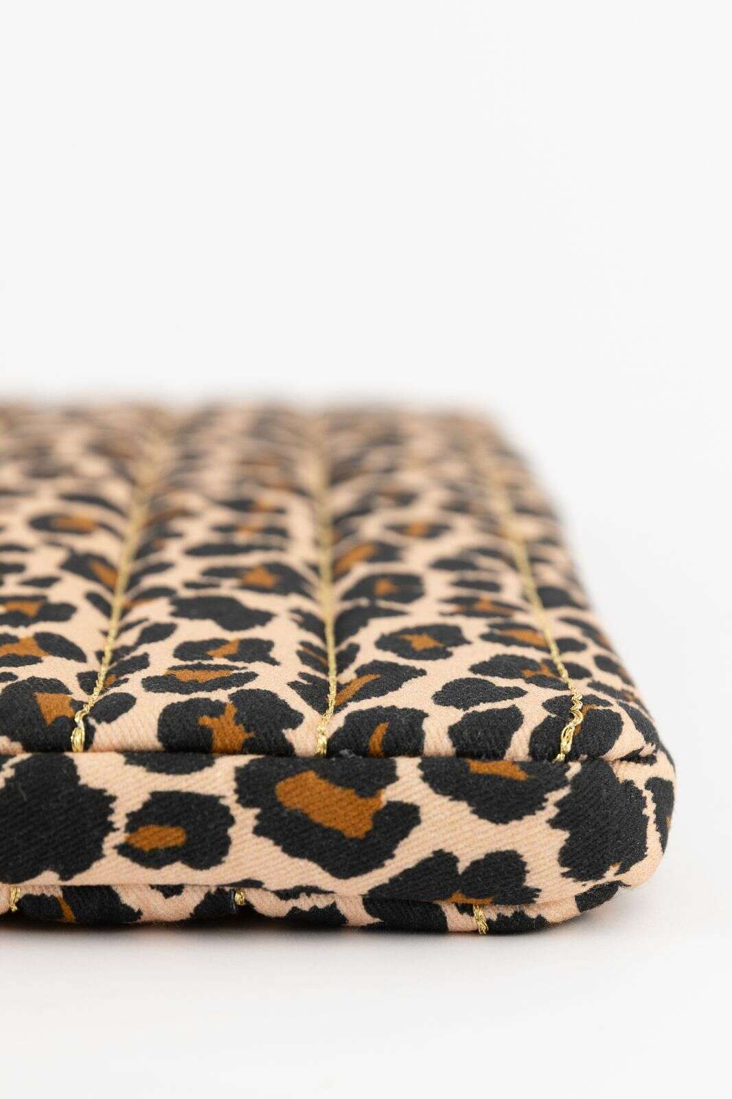 Bruine laptophoes met leopard print