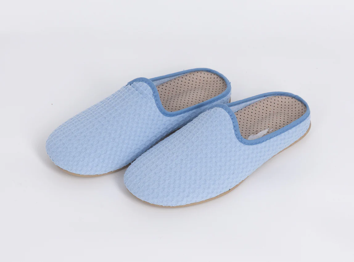 Chaussons en coton nid d'abeille bleu ciel