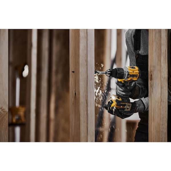 20V MAX XR Hammer Drill and ATOMIC Impact Driver 2 Tool Combo Kit with (2) 4.0Ah Batteries. Charger. and Bag