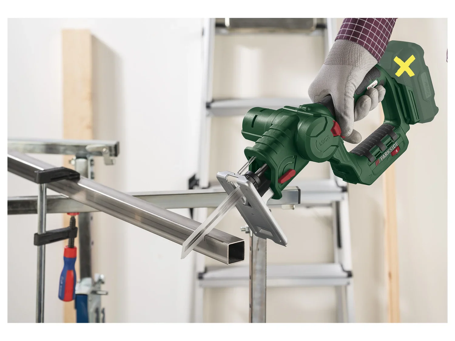 PARKSIDE Scie sauteuse et scie sabre sans fil 2en1 PSSSA 20 Li B2, 20 V