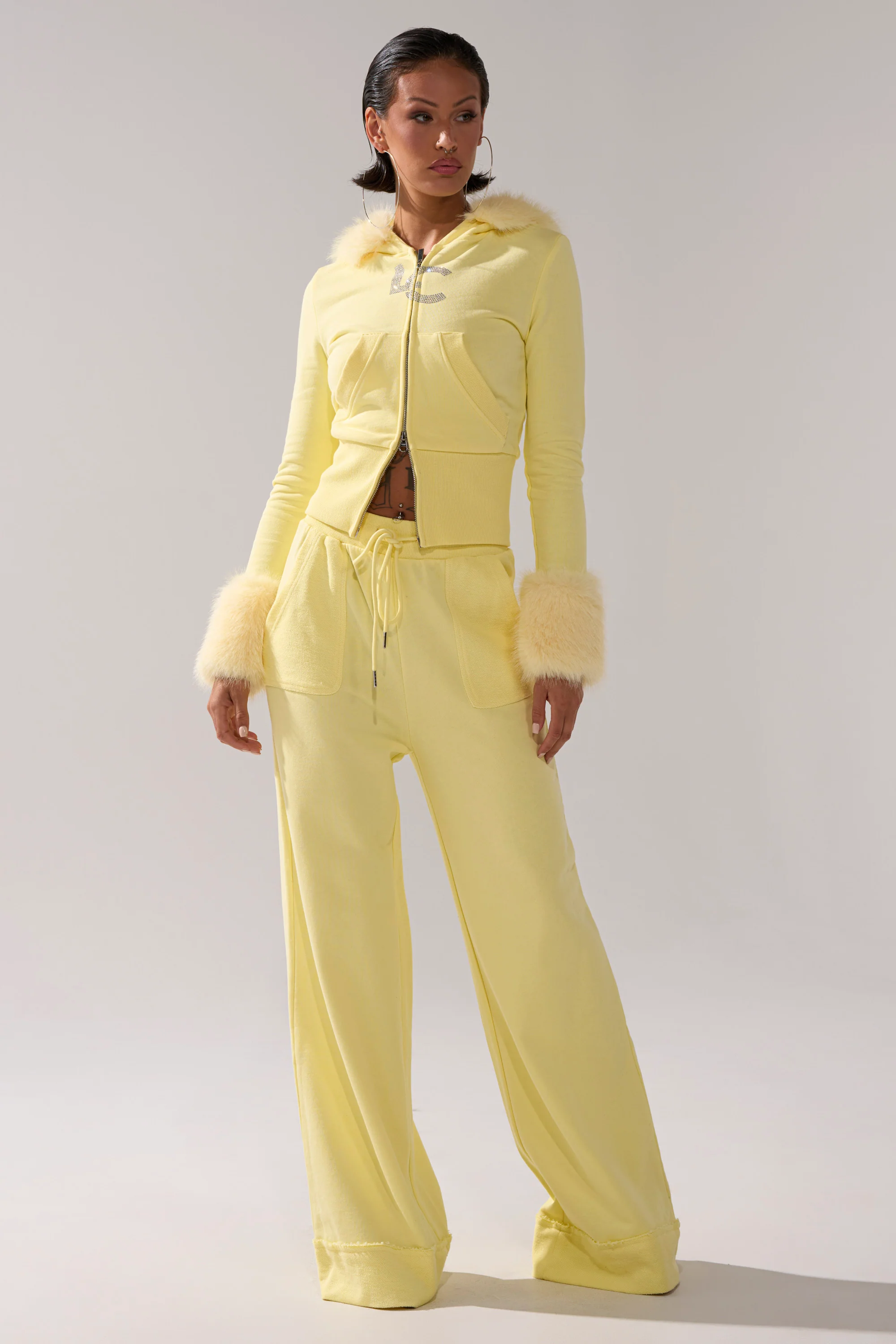 BUTTERFINGER WIDE LEG SWEATPANT - Akira Store