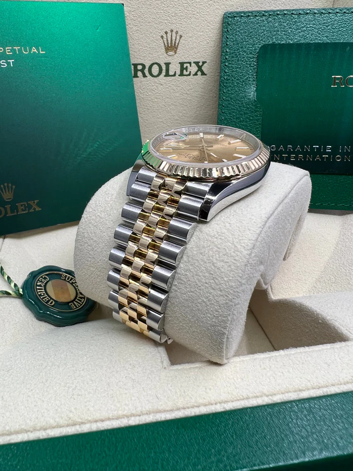 [Super Clone]RLX  Datejust 36mm 126233-0015 Champagne 36mm Dial Jubilee Bracelet Watch
