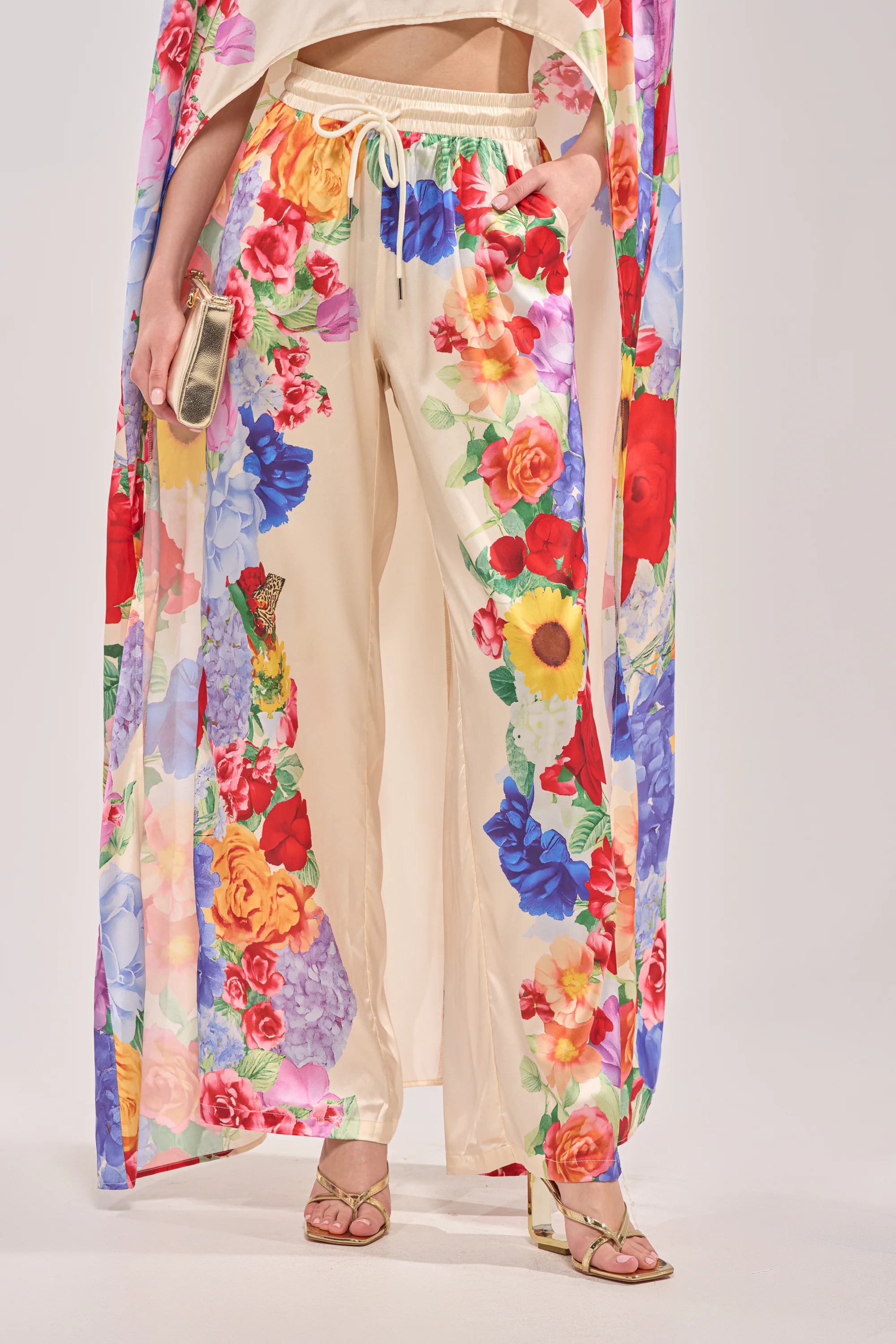 FLORAL BURST PALAZZO PANT - Akira Store