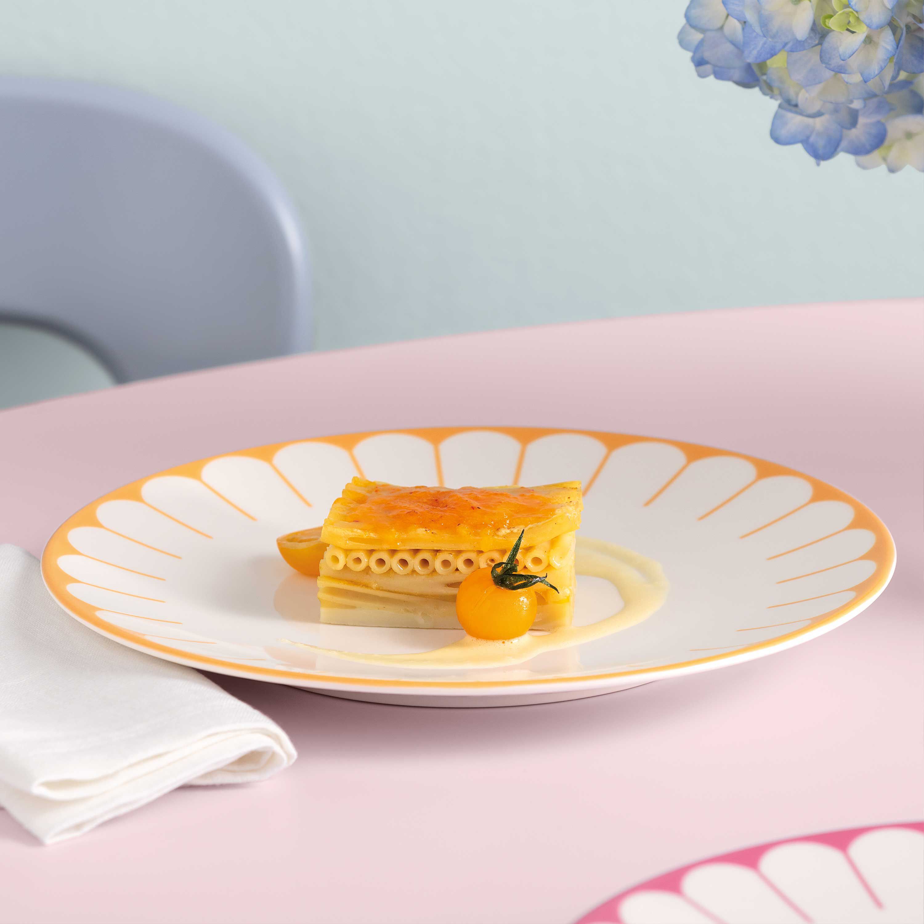 Fleur Dinner plate - Yellow, 10.5'', Premium Porcelain
