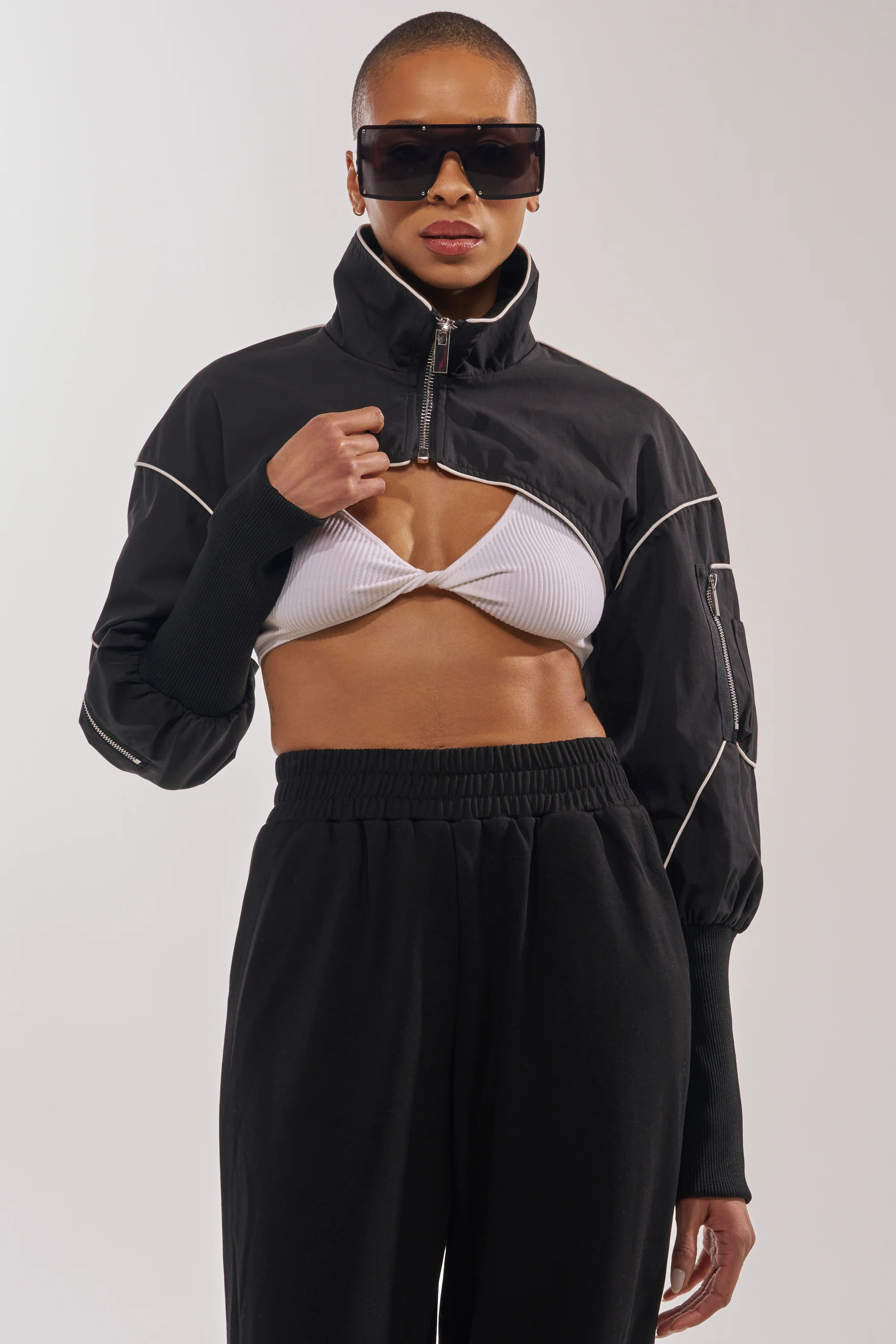 NOW YOU SEE ME SPORTY BOLERO - Akira Store