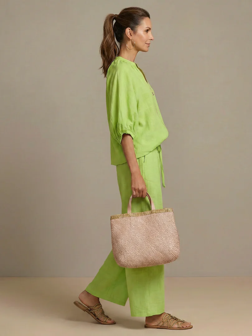 Ensemble blouse zippée et pantalon à jambes larges pour femme