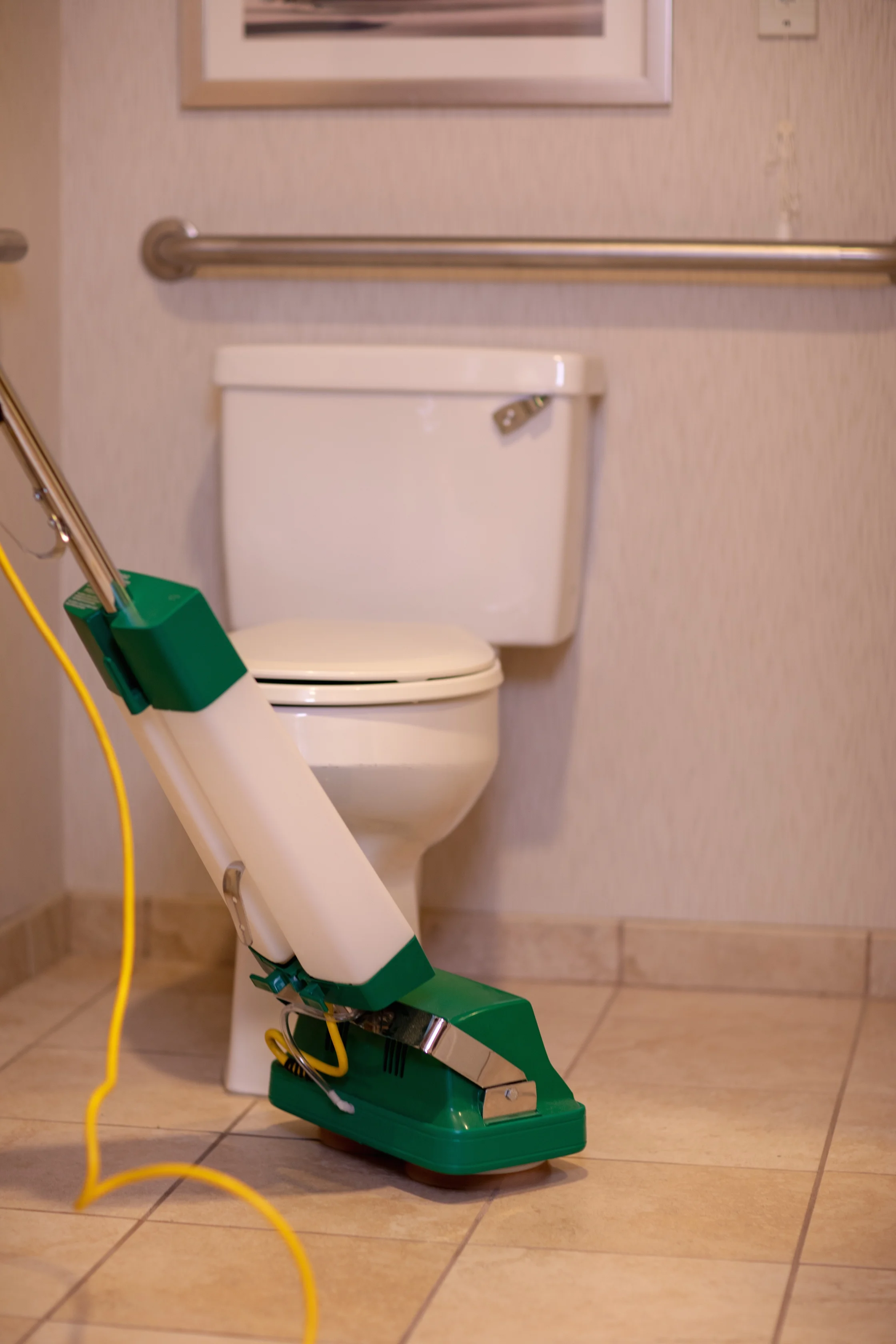 Floor Scrubber Polisher, Dual Brushes, Comes Complete w/ A Set Of Brushes Pads Image 3