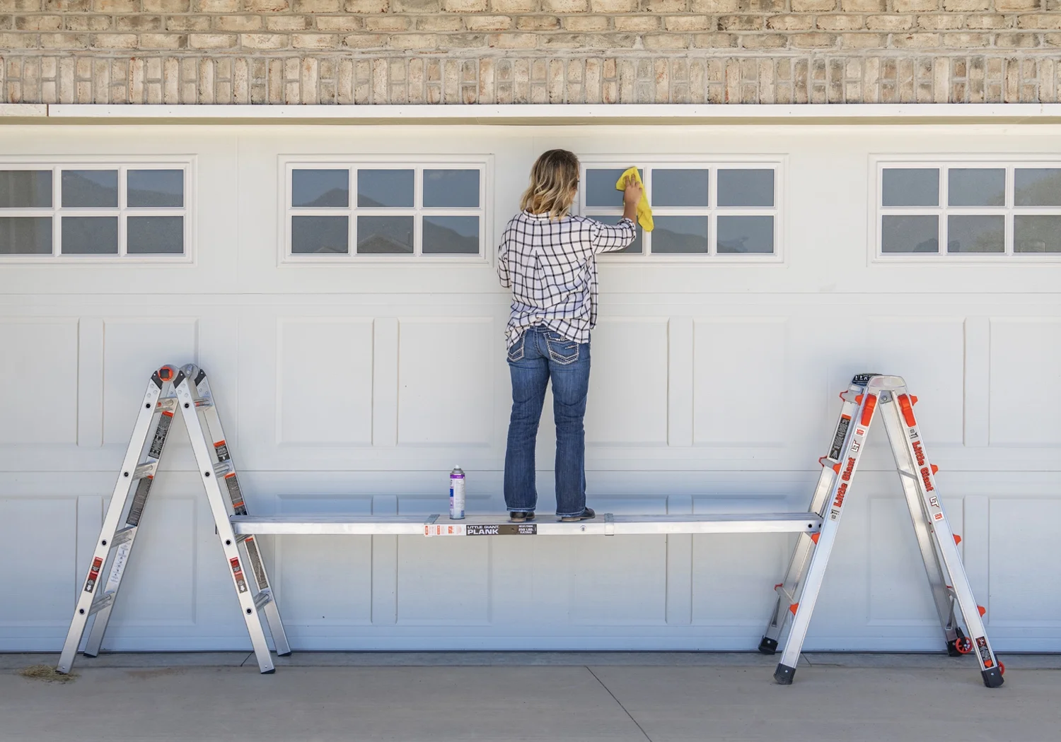 LT M17 Aluminum Multi-Use Ladder with Wheels, Type 1A 300 lbs. Rated(17) - Image 6