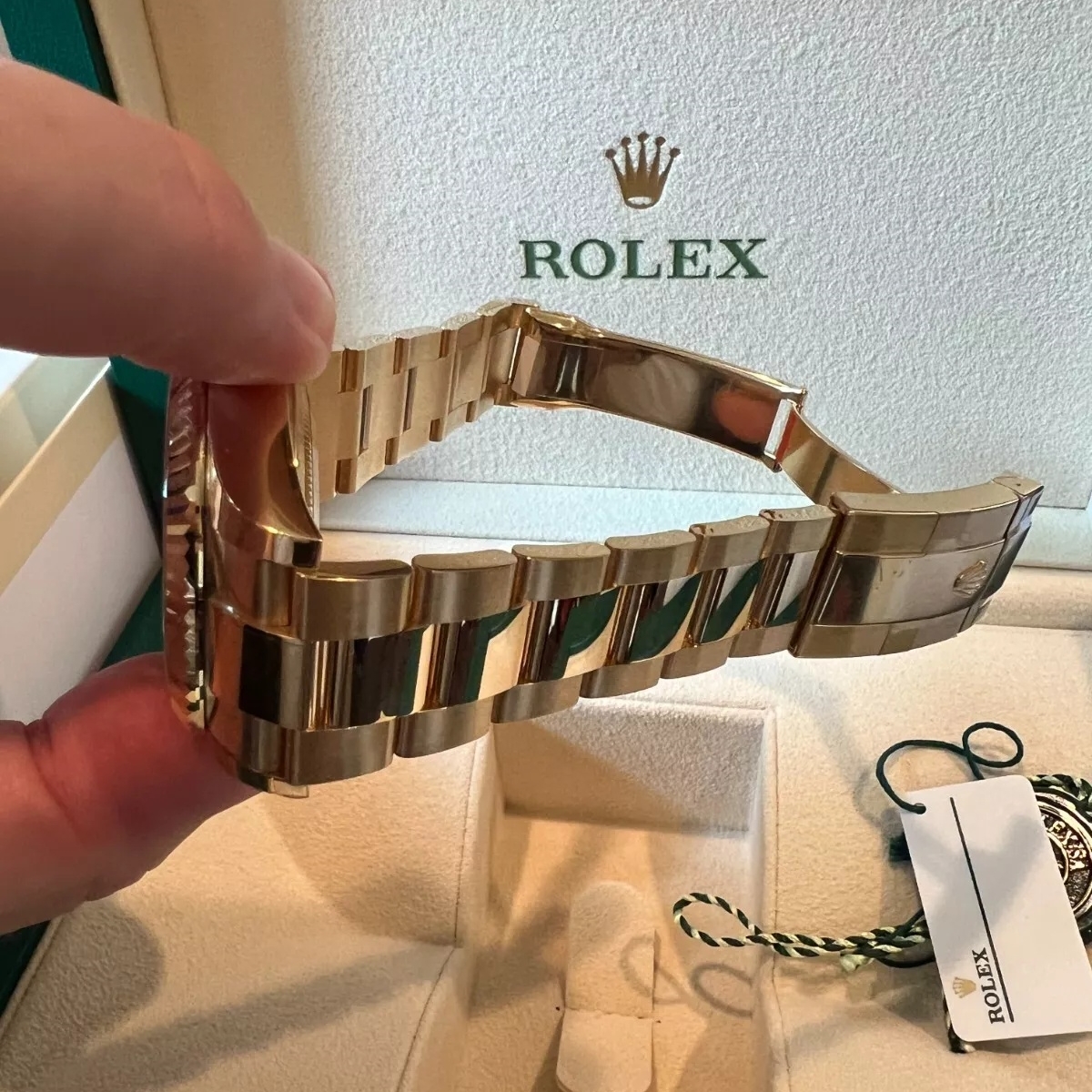 [Super Clone]RLX  Sky-Dweller 42mm Yellow Gold Champagne Dial Jubilee - 336938
