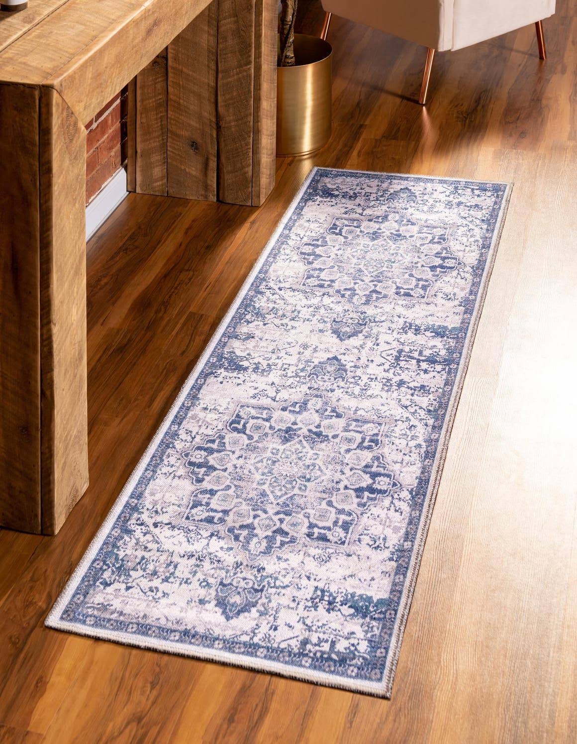Wasahable Renaissance 5 ft Runner Blue Floral Area Rug