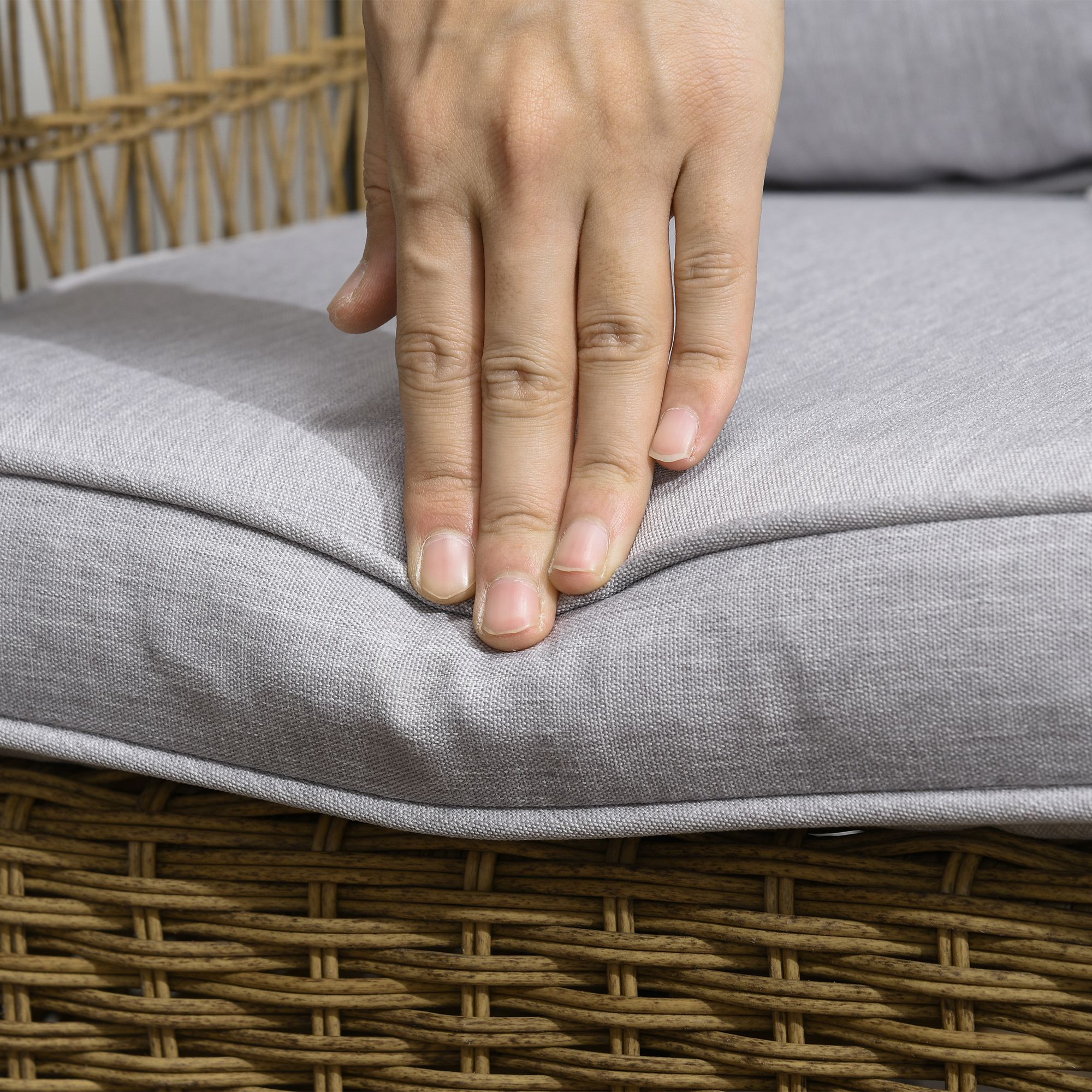 Outsunny schommelstoel in boho-stijl, PE-rotan, rotan schommelstoel, wasbare meubelhoezen, naturel + lichtgrijs