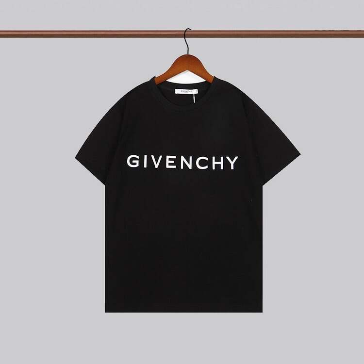【Givenchy】男女兼用、ご好評に付き再入荷！半袖Tシャツ