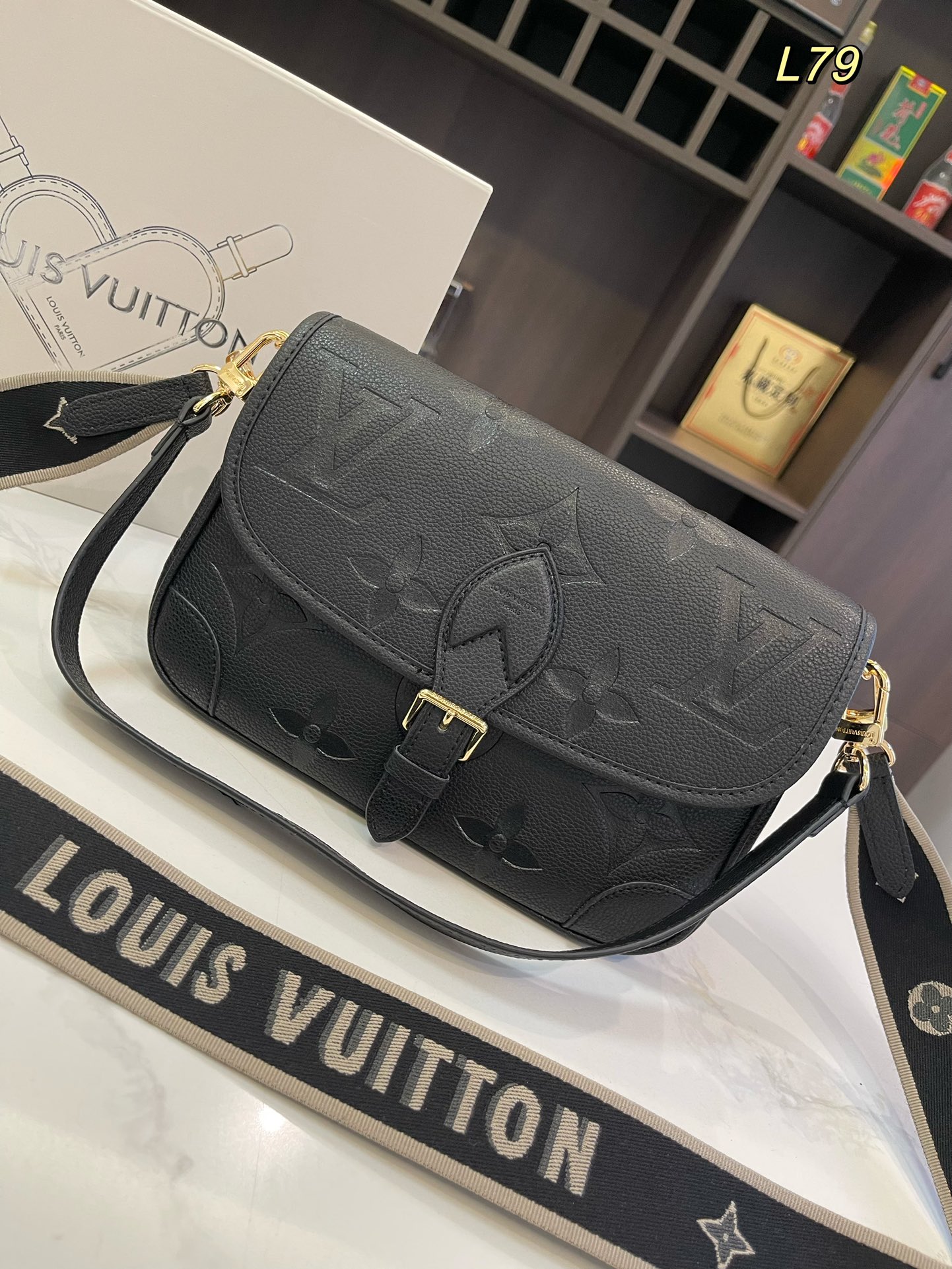 Louis new arrival Diane bag size??25*17cm