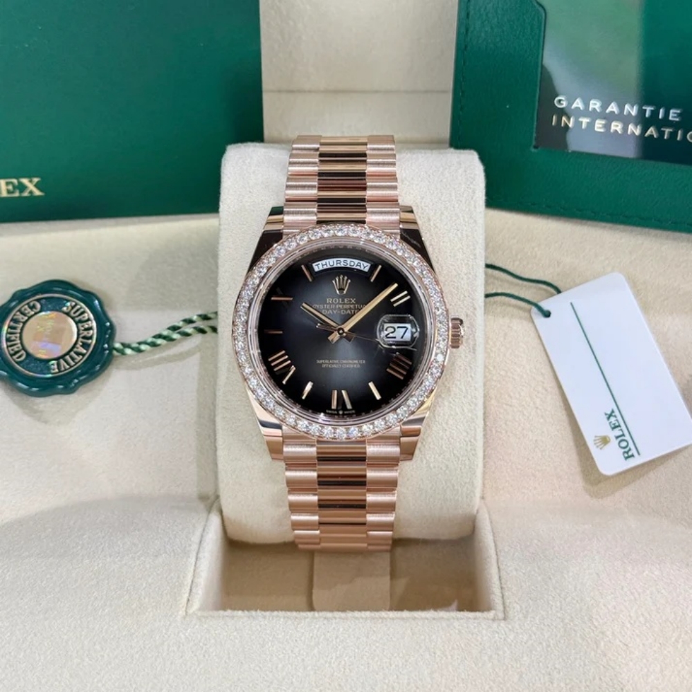 [Super Clone]RLX  Day-Date 40mm Slate Ombré Dial and Diamond Bezel 228345rbr-0025【Super Clone】