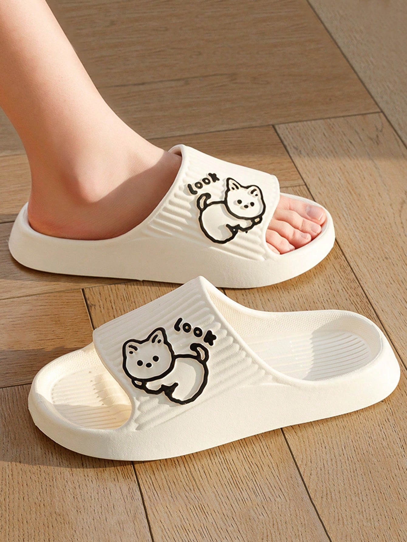 Sandales à bride unique pour femmes, motif dessin animé, sandales d'été tendance en EVA