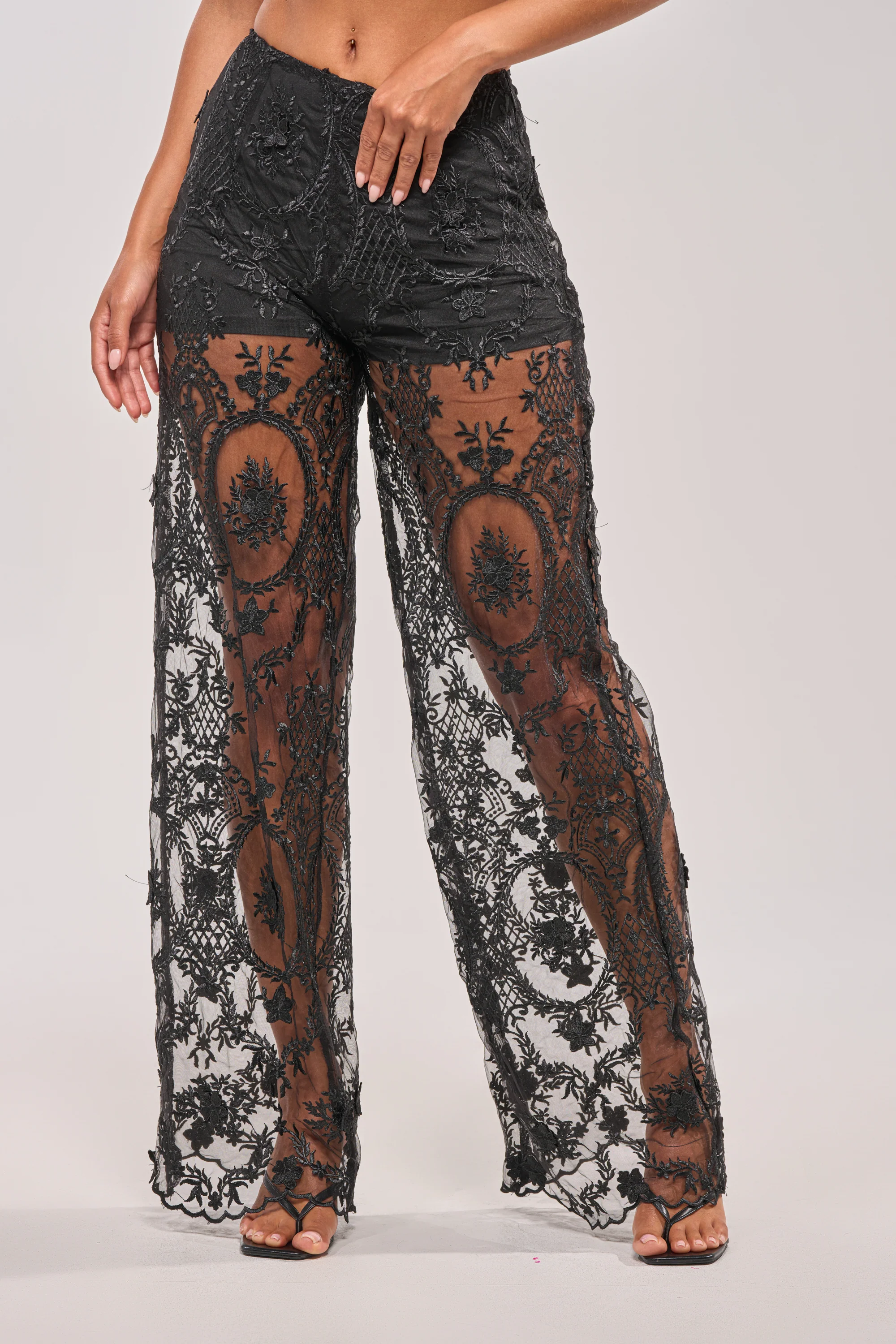 SUPER LUXE WIDE-LEG PANT - Akira Store
