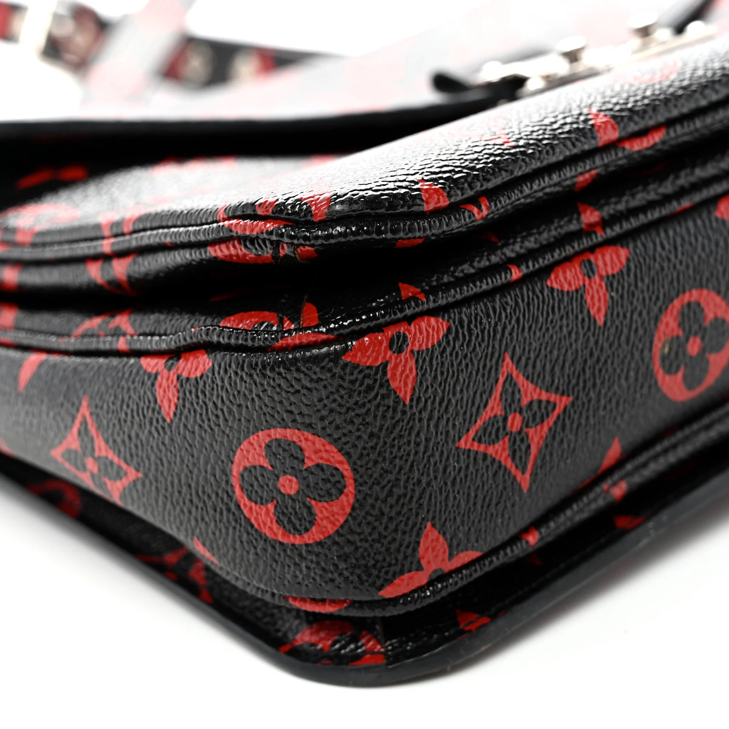 Monogram Infrarouge Pochette Metis