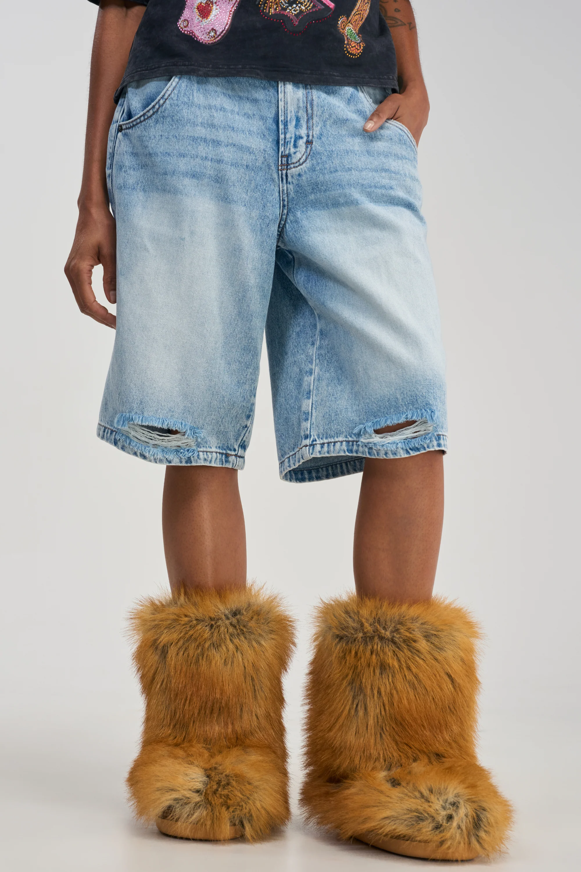 AZALEA WANG NADIANNA TAN FLAT FUR BOOTIE - Akira Store