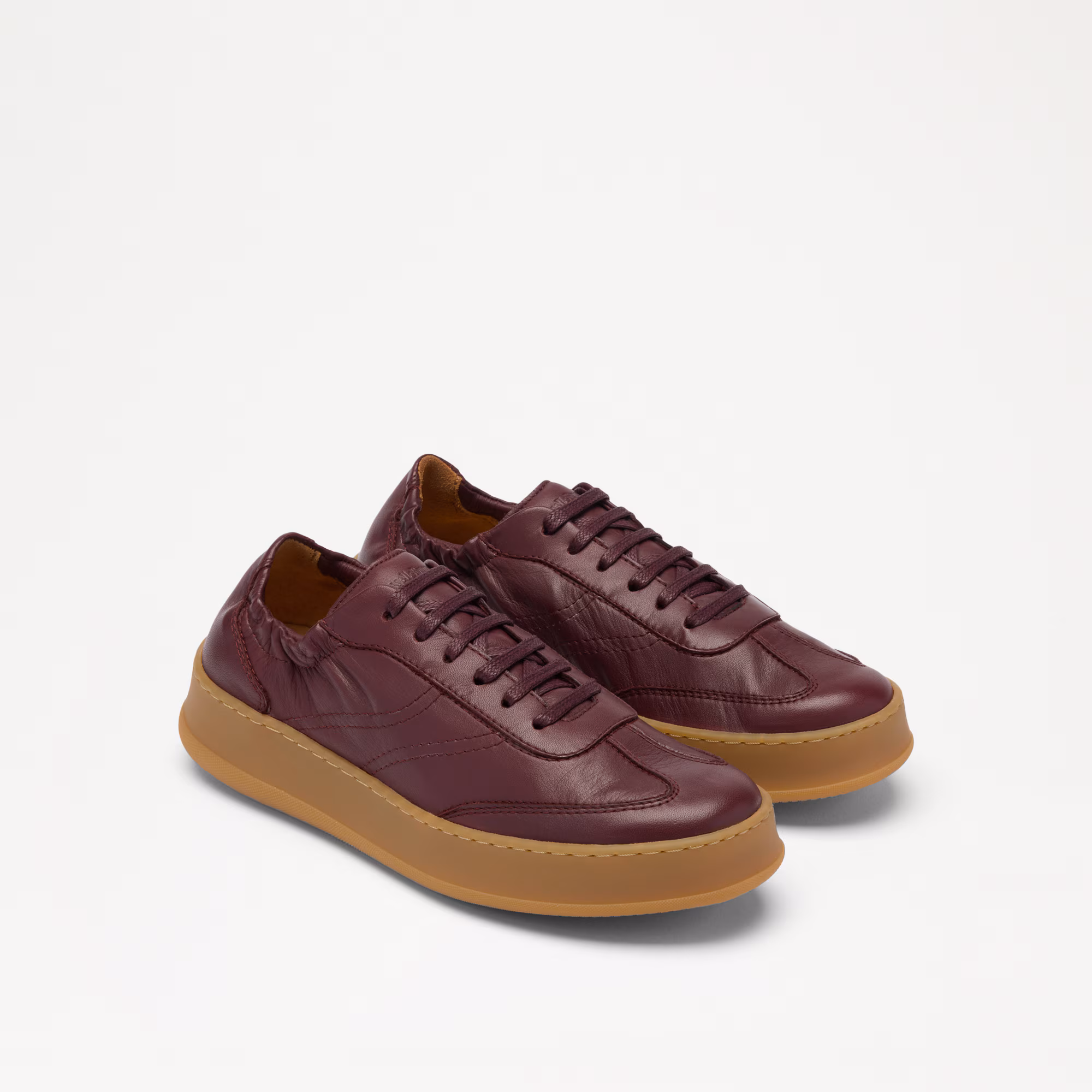 Blounce<br>Rouched Back Trainer