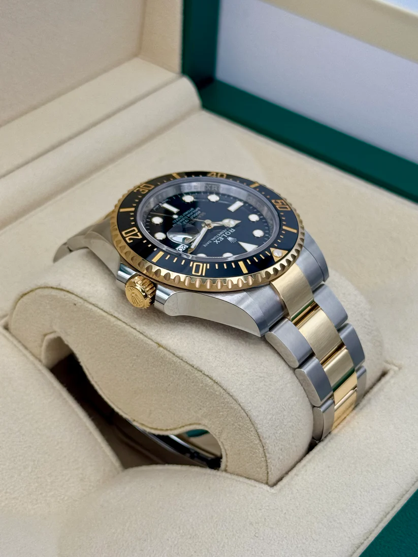 [Super Clone]Rolex Sea-Dweller 126603 Solid Gold & Oystersteel Black Dial Men’s Watch