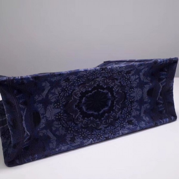 D Book Tote Bag In Blue KaleiDscopic Canvas