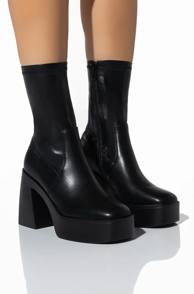 AZALEA WANG DANIELLE CHUNKY BOOTIE WITH 4 WAY STRETCH IN BLACK STRETCH - Akira Store