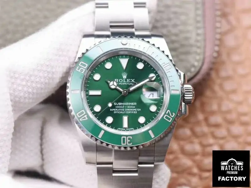 Rolex Submariner 116610LV-97200 Noob Factory V11 Green Dial