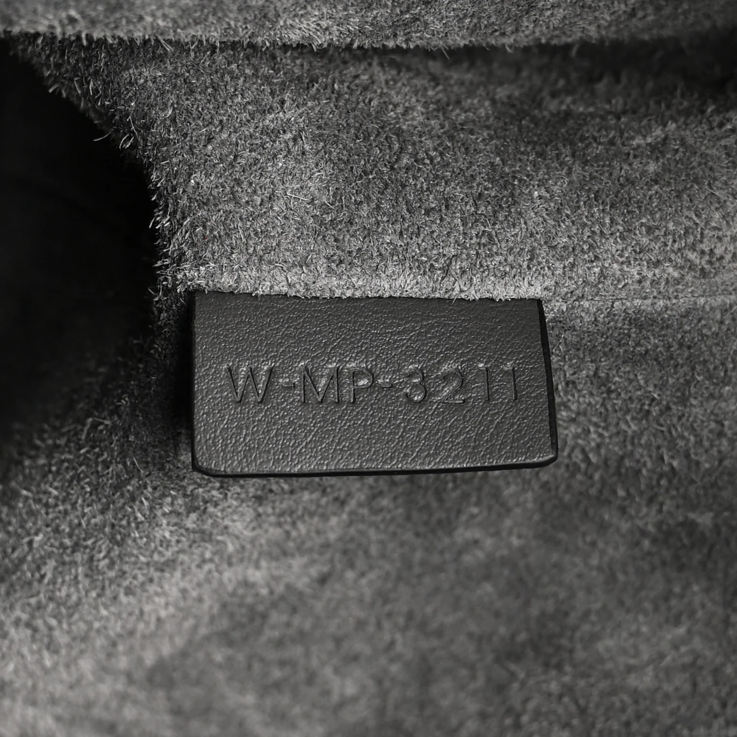 Smooth Calfskin Bucket 16 Bag Anthracite