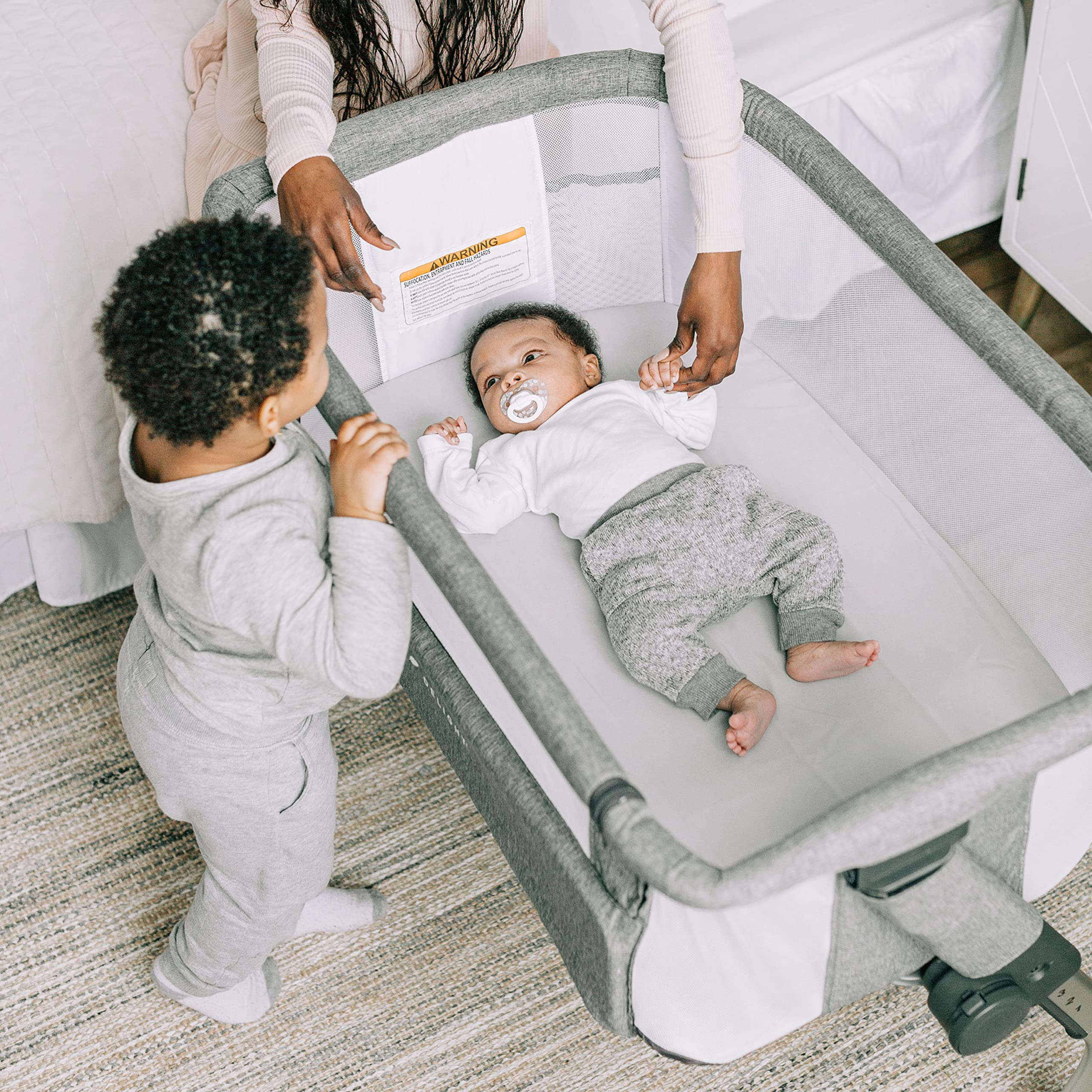 Baby Delight Beside Me Dreamer Bassinet | Bedside Sleeper