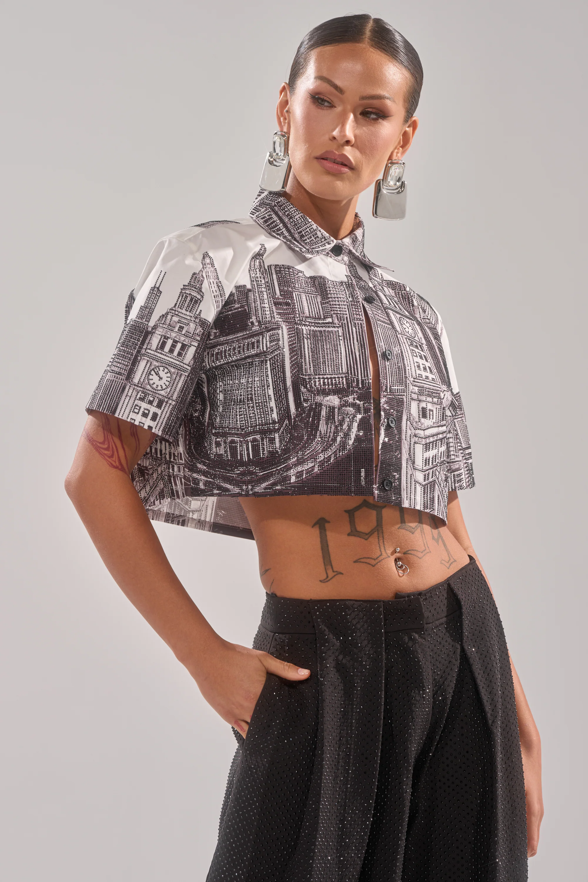 ALL OVER THE CITY BUTTON DOWN - Akira Store