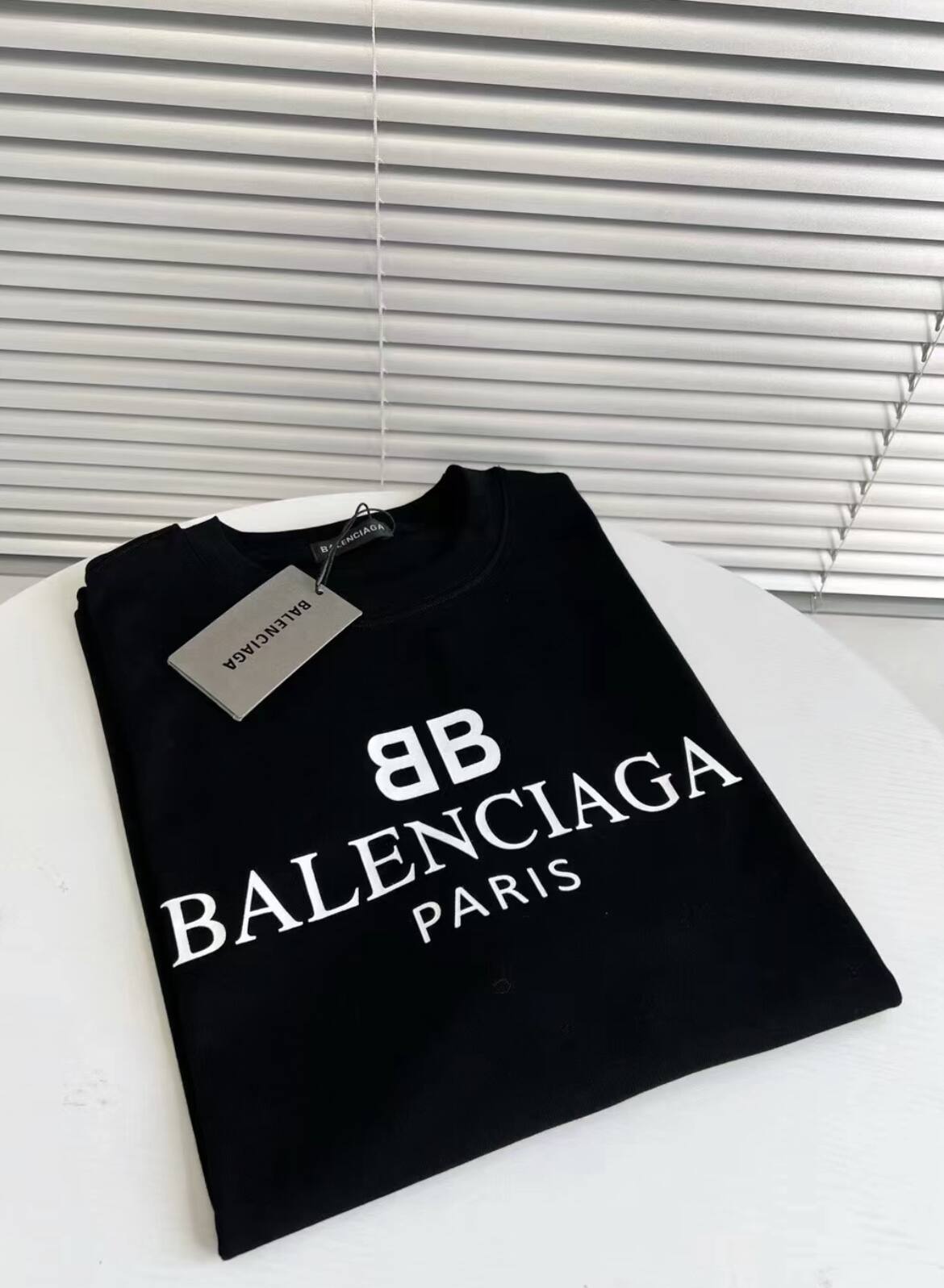 【BALENCIAGA】（バレンシアガ ）半袖 男女兼用半袖Tシャツ