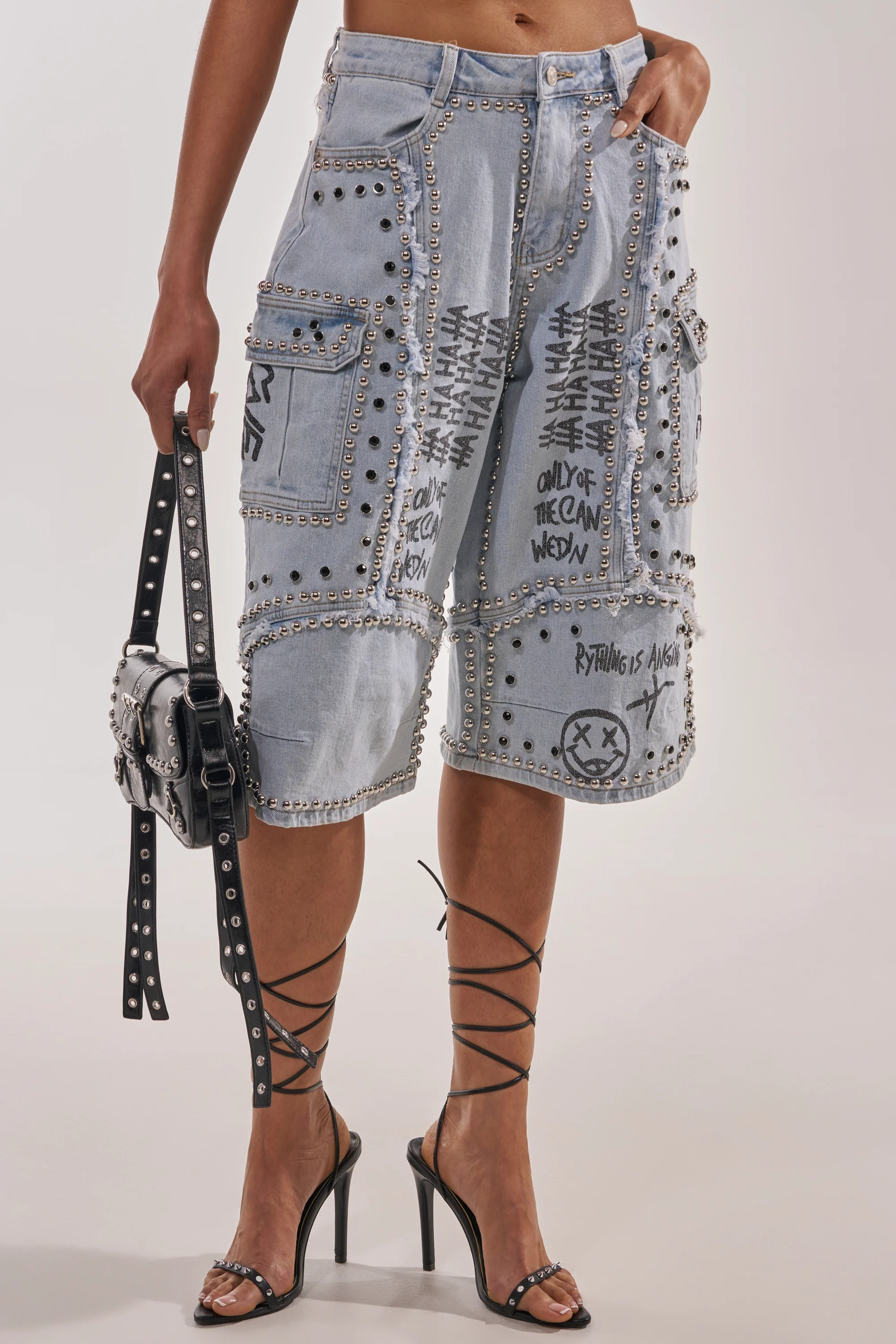GET INTO THE RHYTHM BERMUDA SHORT - Akira Store