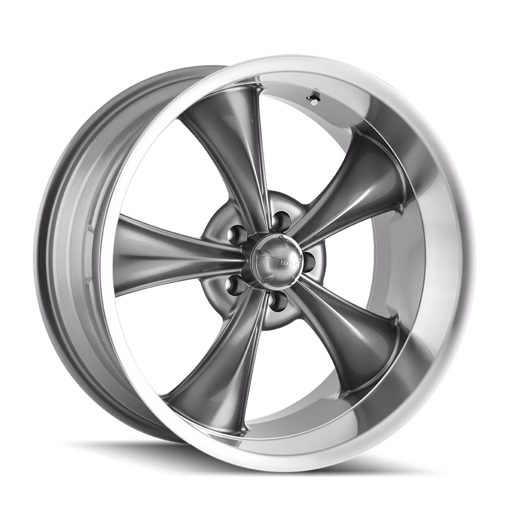 695 18X8 5X120.65 0Et 83.82Cb Grey W/Machined Lip