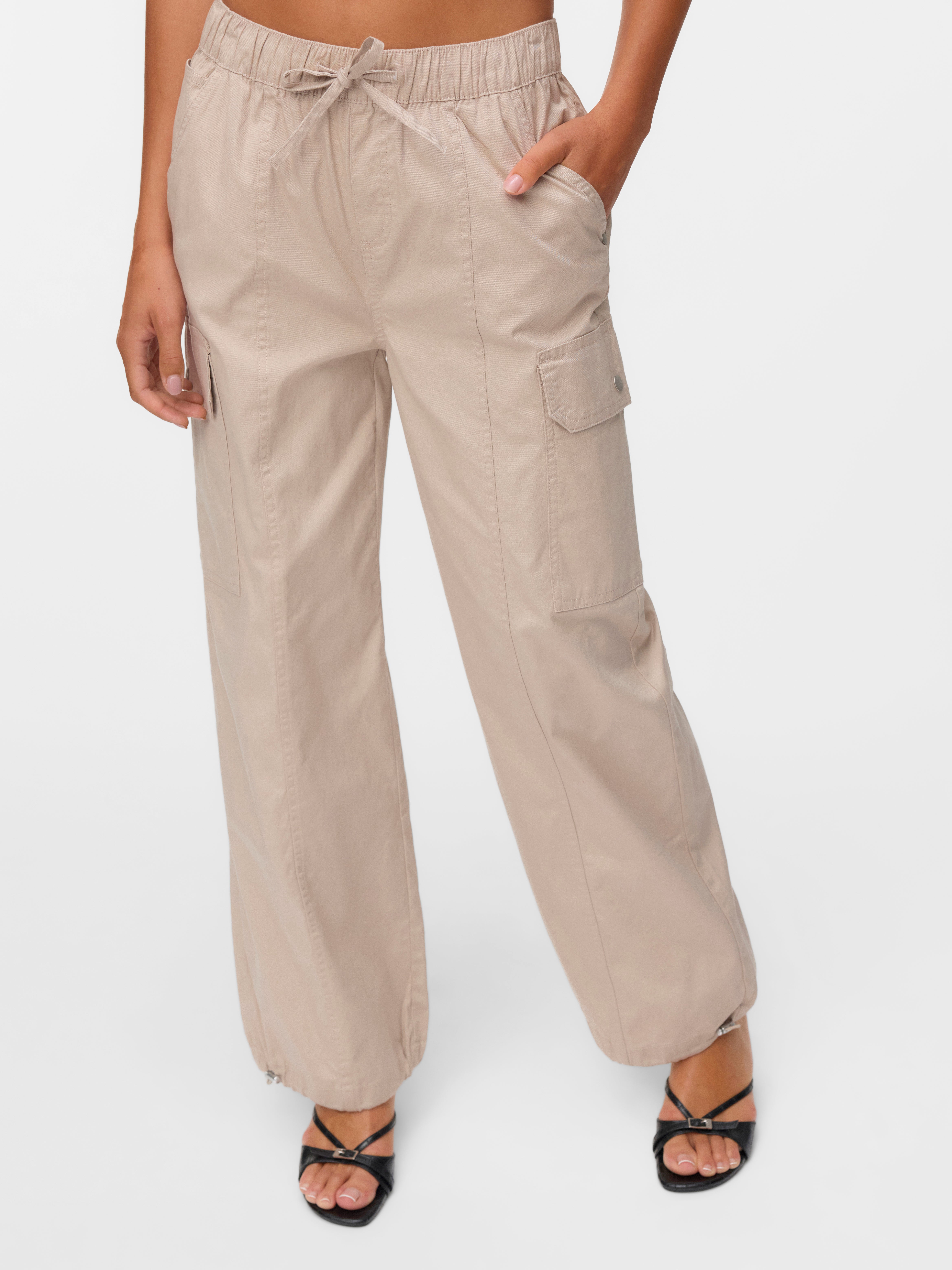 VERO MODA® VMKARLIE Mid waist Cargo Trousers