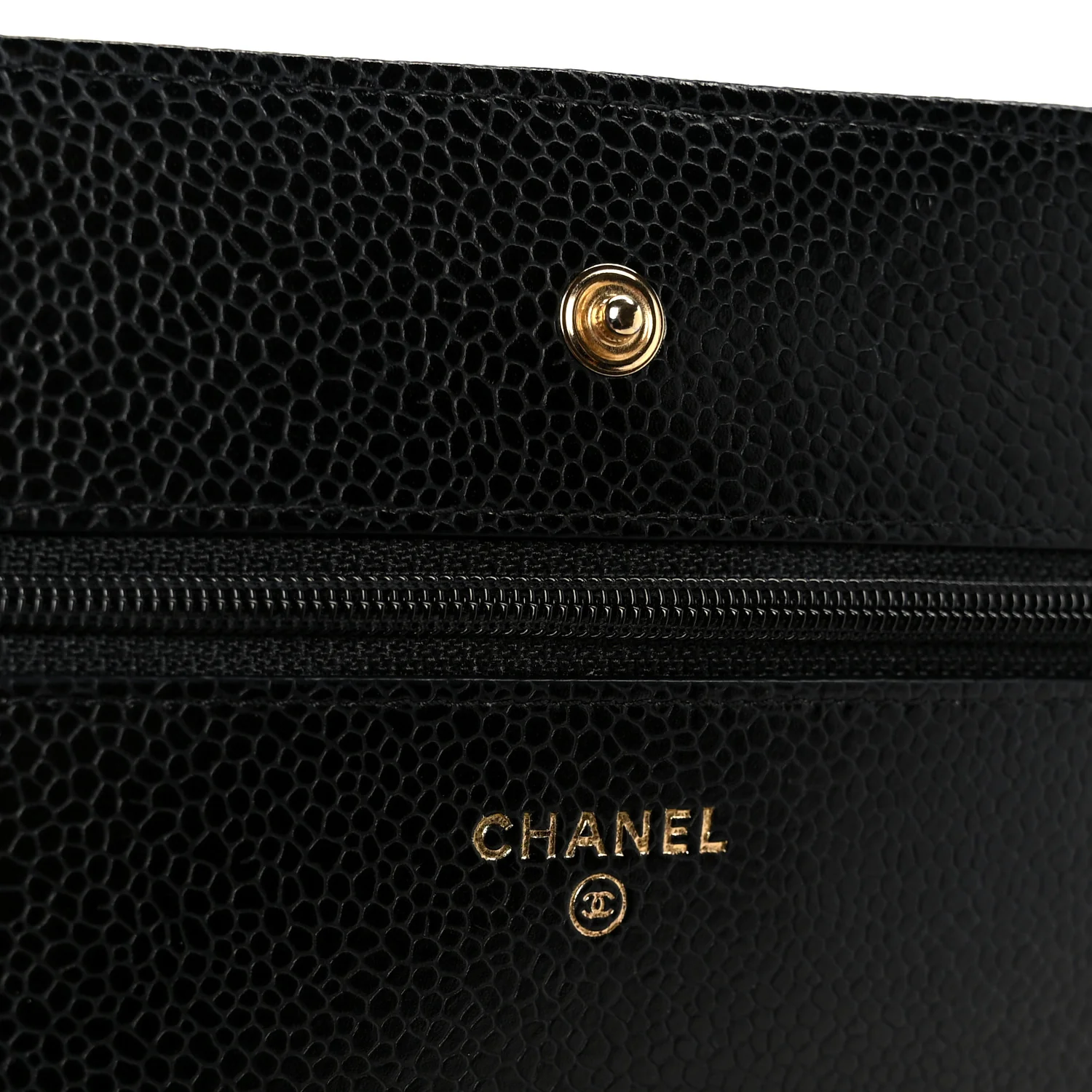 Caviar Quilted Wallet on Chain WOC Black